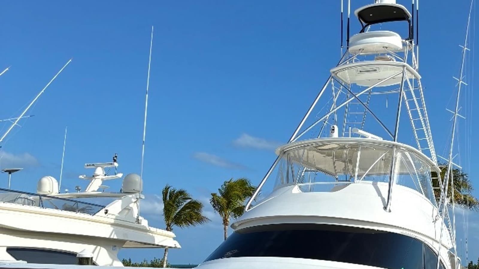 2022 Viking 68 Convertible - Photo 41