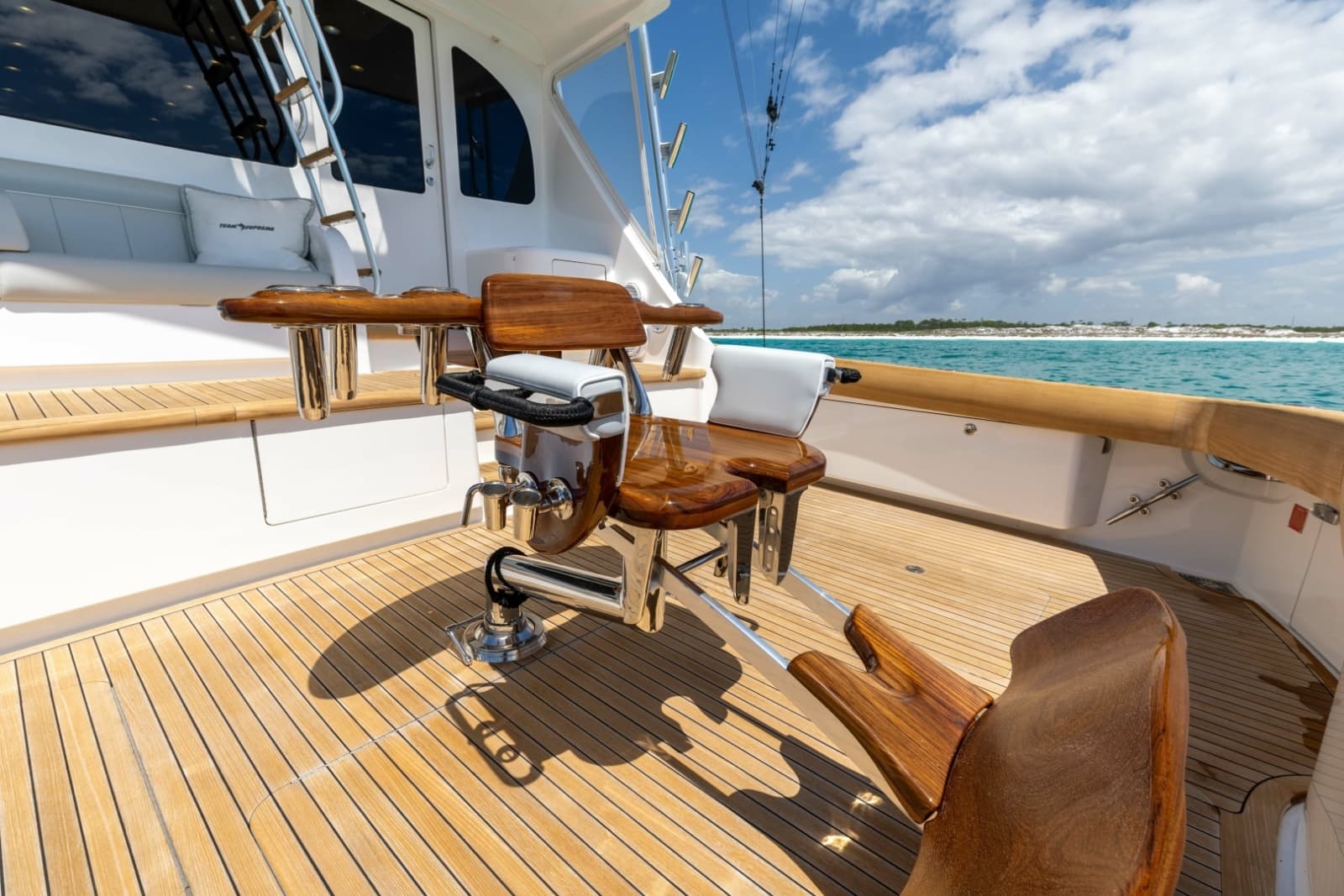 2023 Viking 72 Convertible - Photo 84