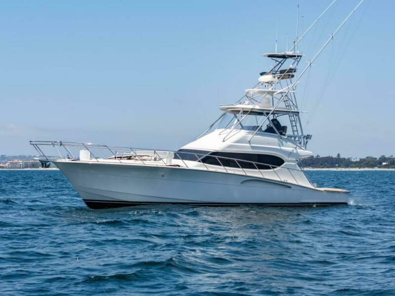 2004 Hatteras 54 Convertible - Photo 46