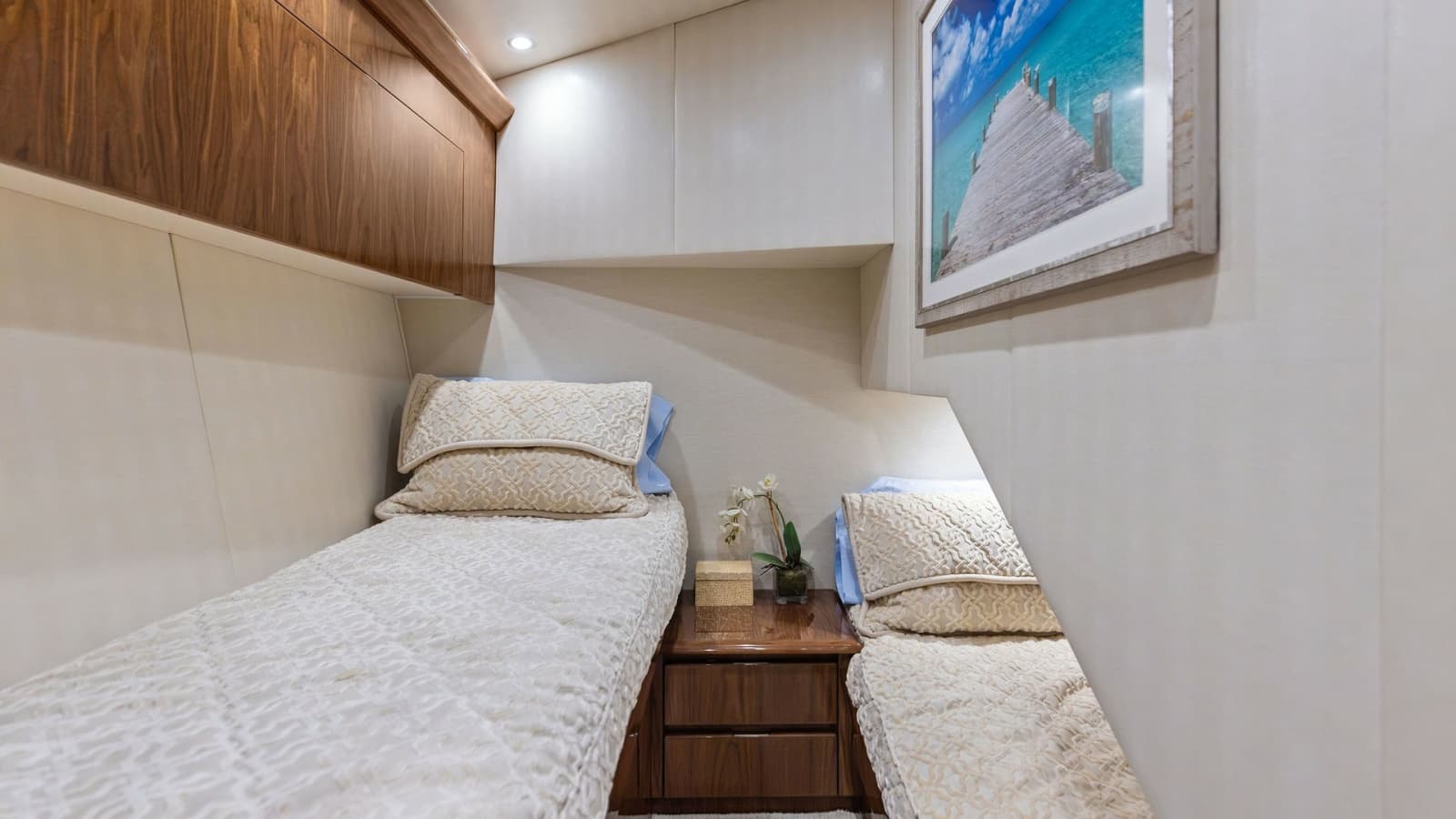 2018 Viking 62 Enclosed Bridge - Photo 70