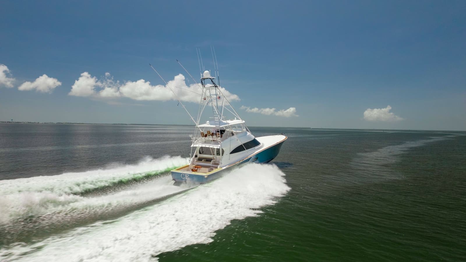 2016 Viking 80 Convertible - Photo 67