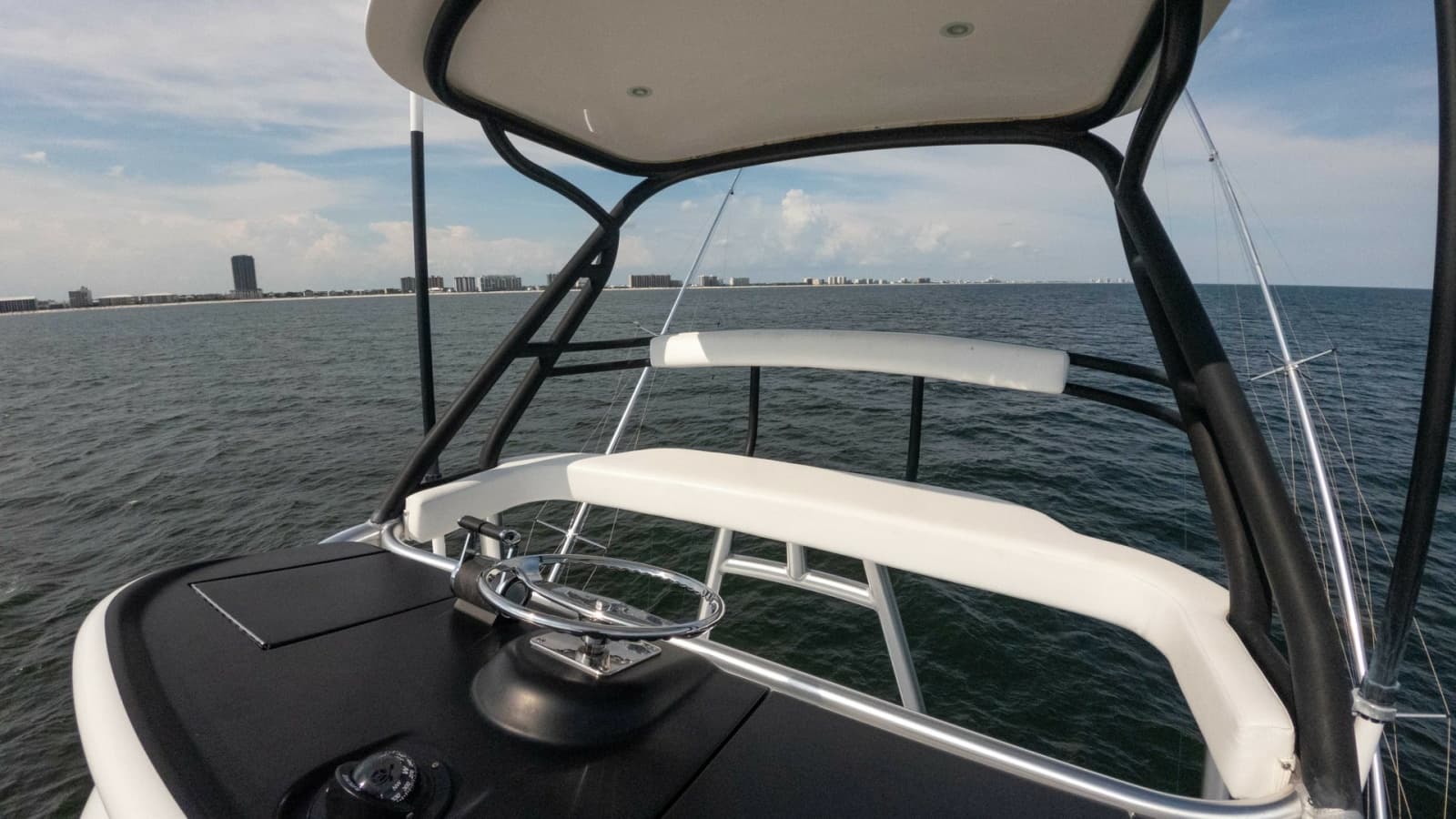 2018 Viking 72 Convertible - Photo 51