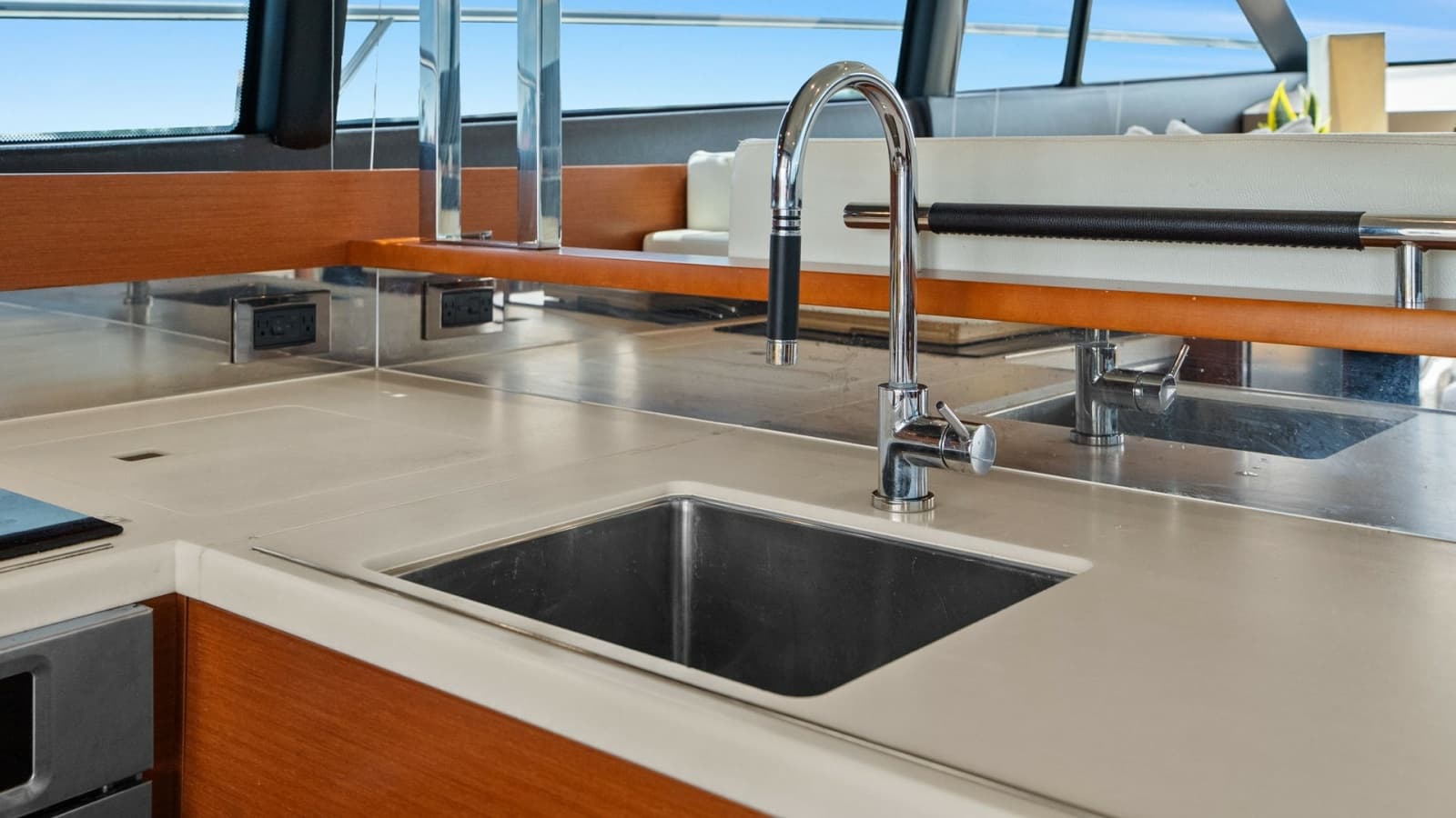 2015 Prestige 500 Fly - Photo 36
