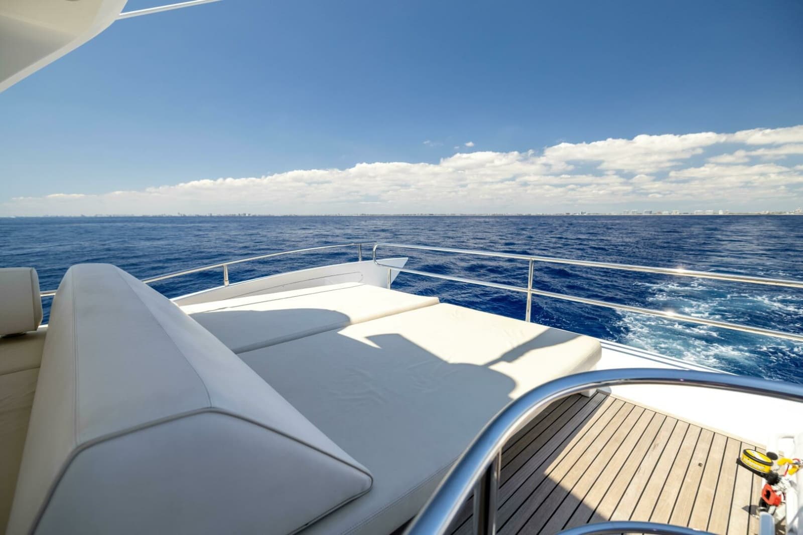 2015 Azimut 64 Flybridge - Photo 46