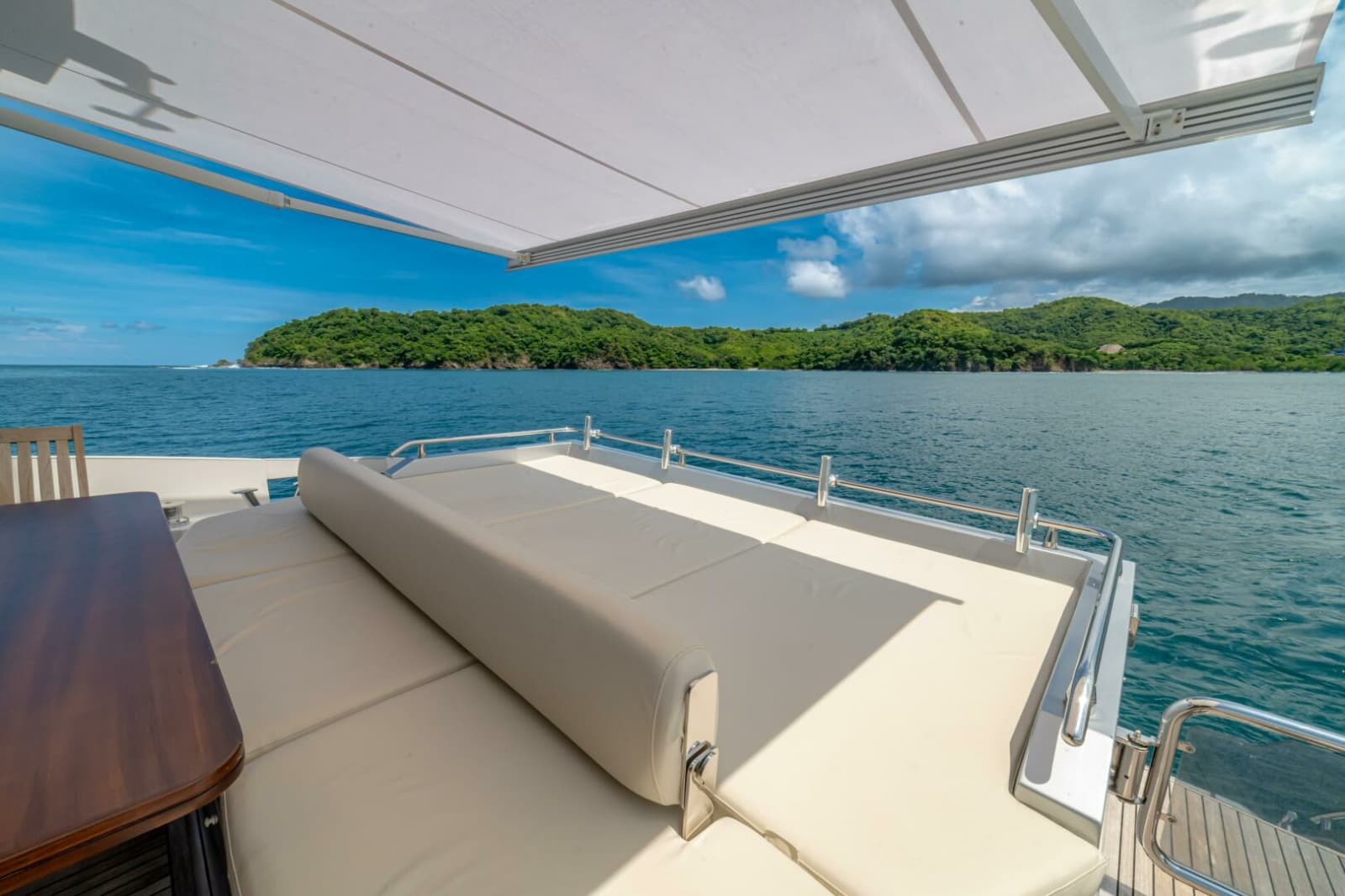 2017 Azimut 77S - Photo 33