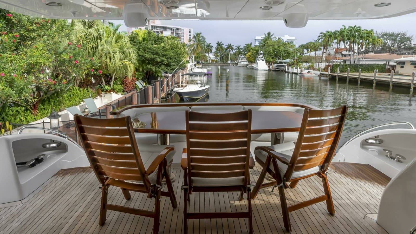 2007 Hatteras 80 - Photo 15