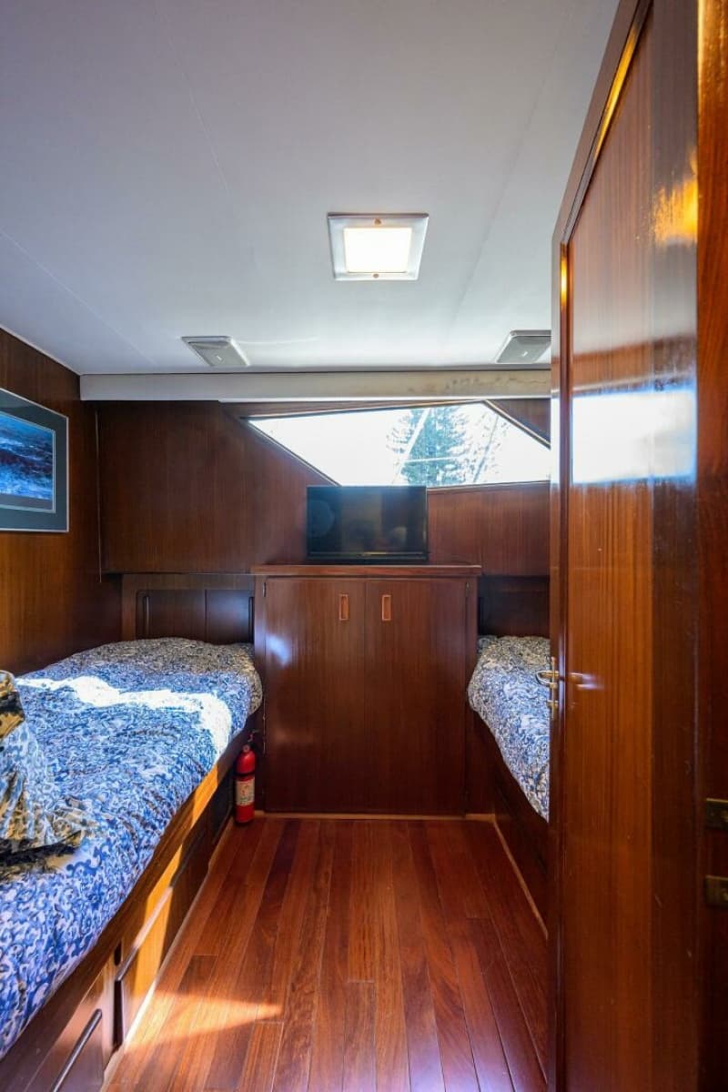 1991 Hatteras 78 Cockpit Motor Yacht - Photo 29