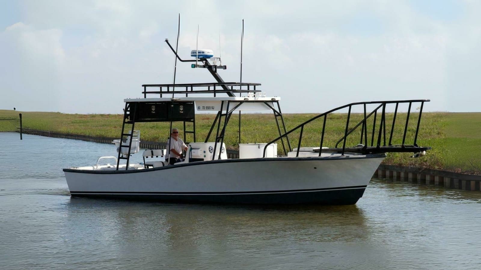 1997 Custom 31 Center Console - Photo 1