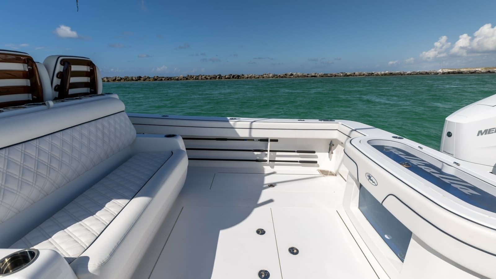 2025 Valhalla Boatworks V-41 Center Console - Photo 8