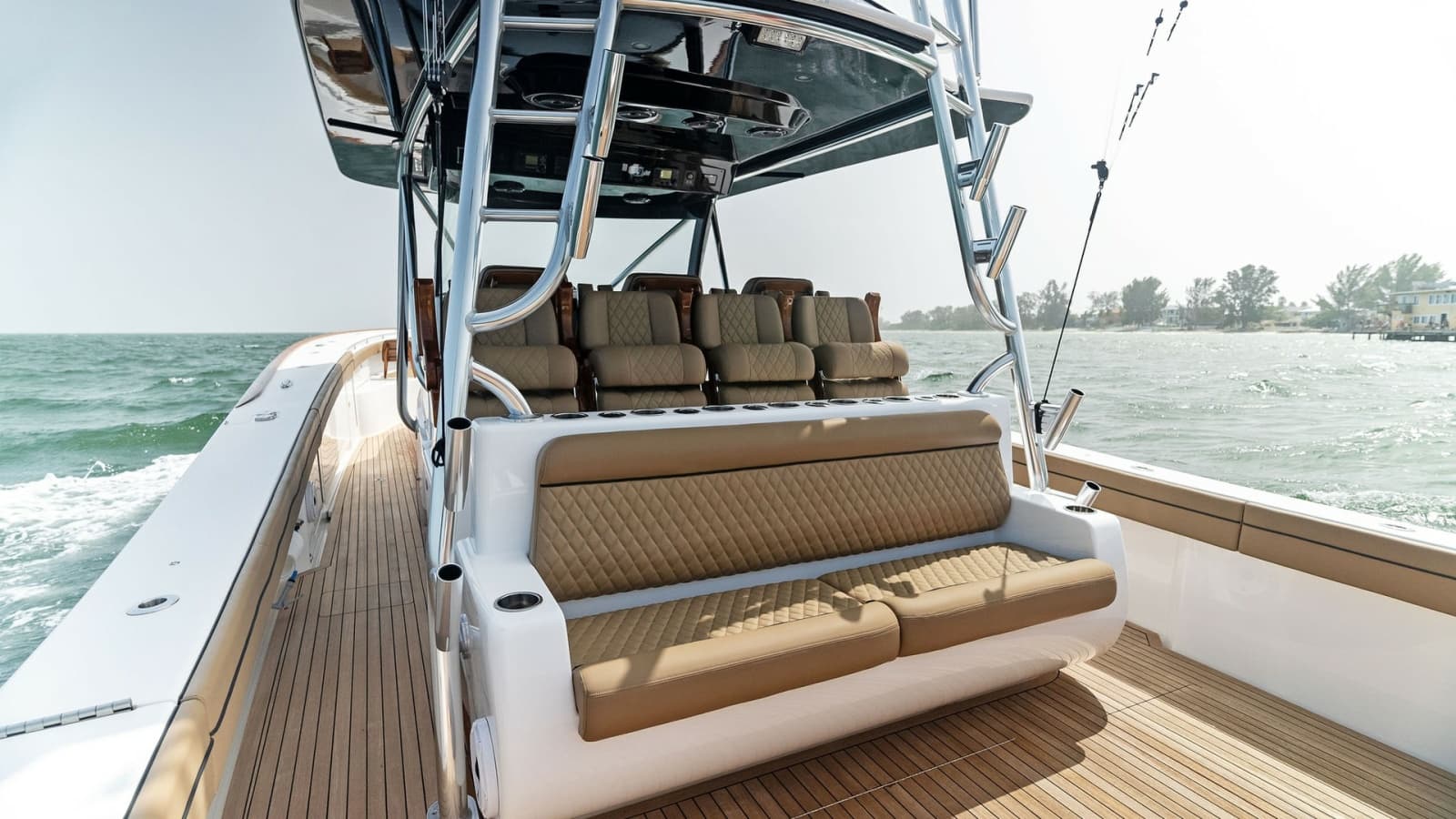 2022 Valhalla Boatworks V-46 - Photo 11
