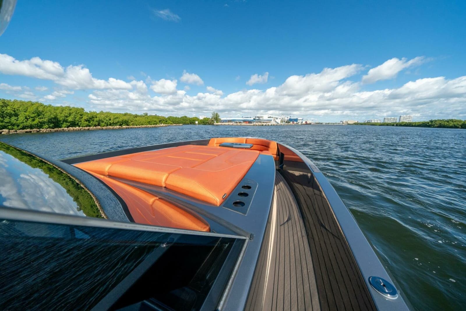 2022 Vanquish Yachts VQ45 - Photo 5