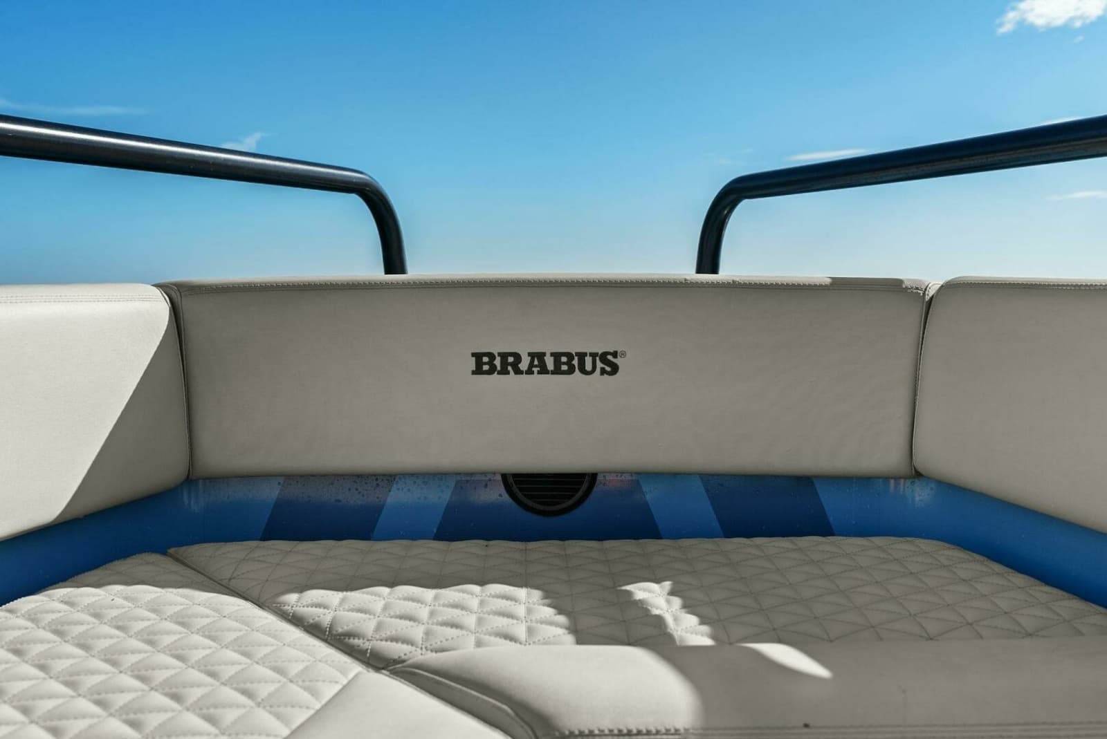 2022 Axopar Brabus Shadow 500 TT - Photo 17