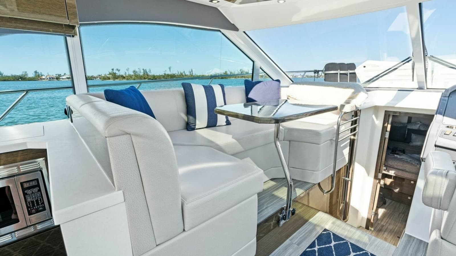 2019 Cruisers Yachts 45 Cantius - Photo 69