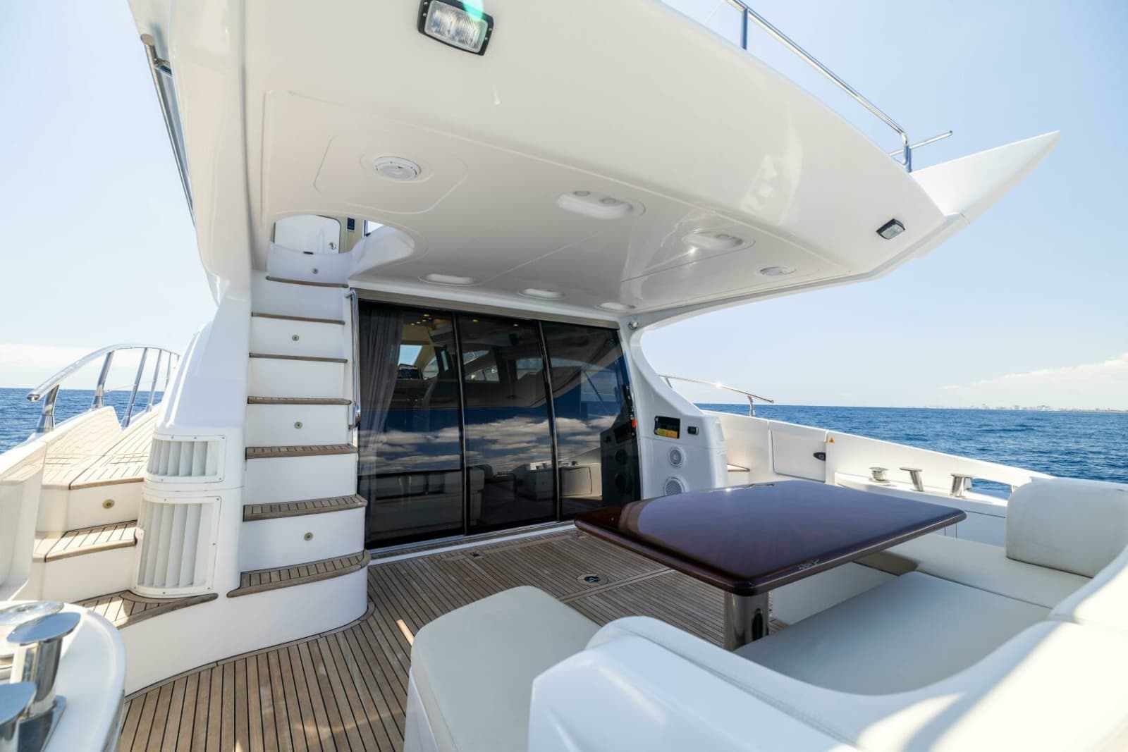 2015 Azimut 64 Flybridge - Photo 34