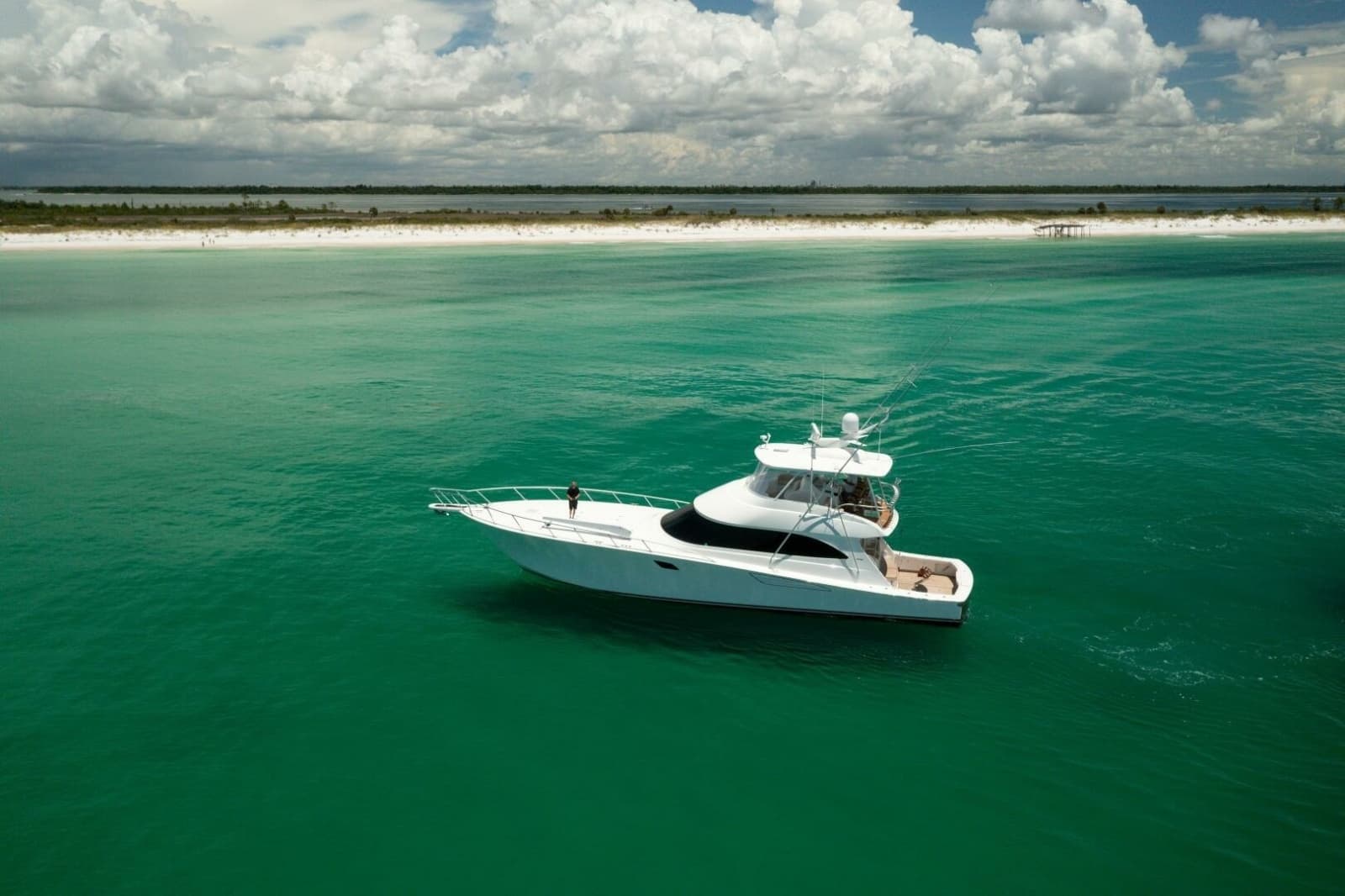 2015 Viking 70 Convertible - Photo 105