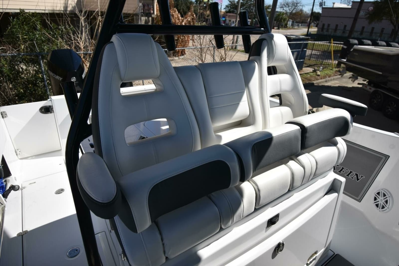 2021 Blackfin 332 - Photo 5
