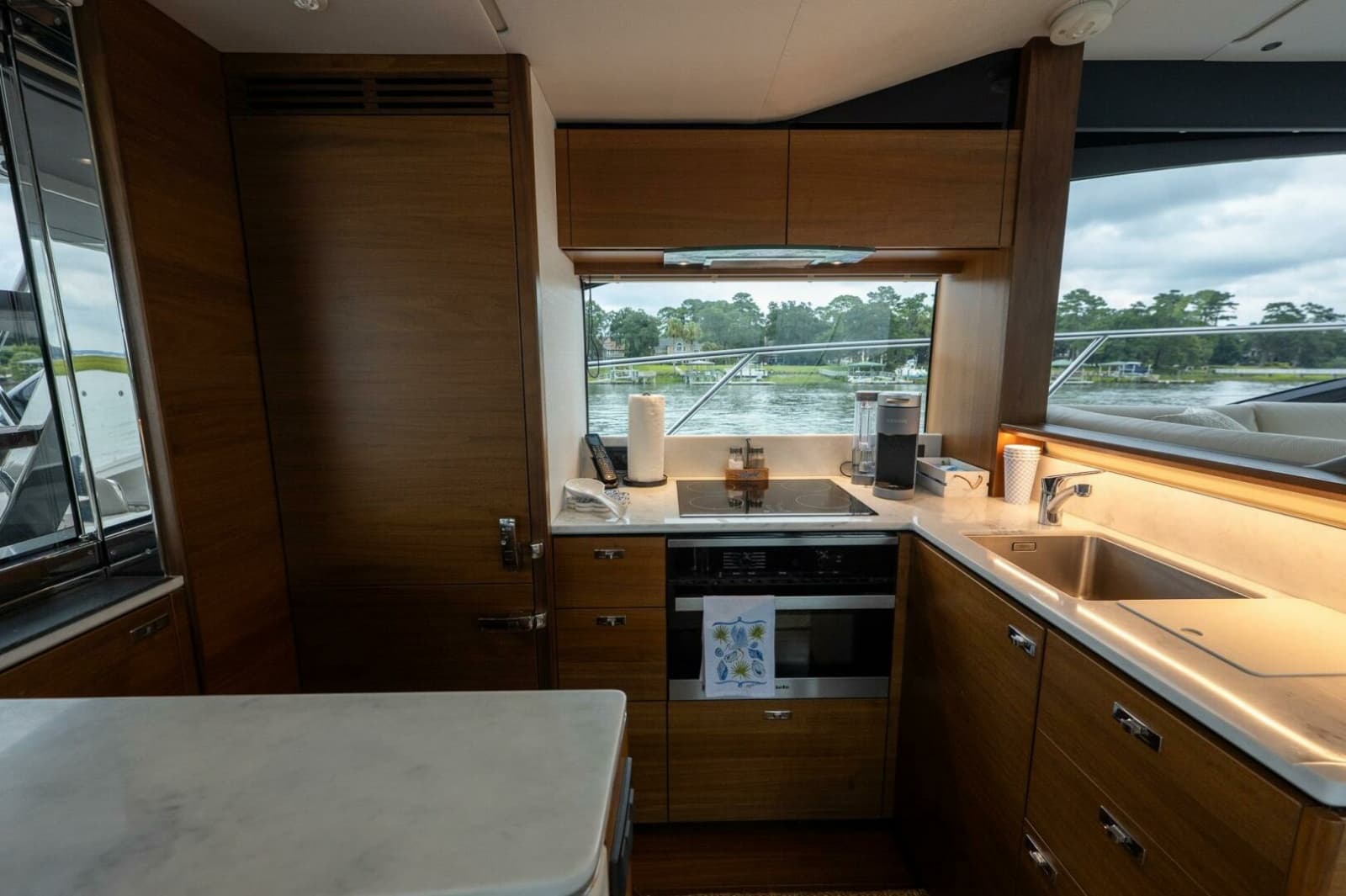 2021 Princess S62 - Photo 41