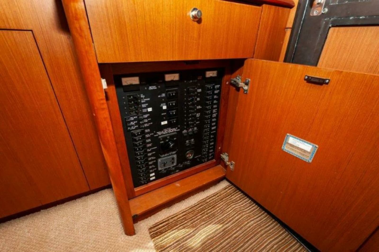 1998 Ocean 48 Super Sport - Photo 13