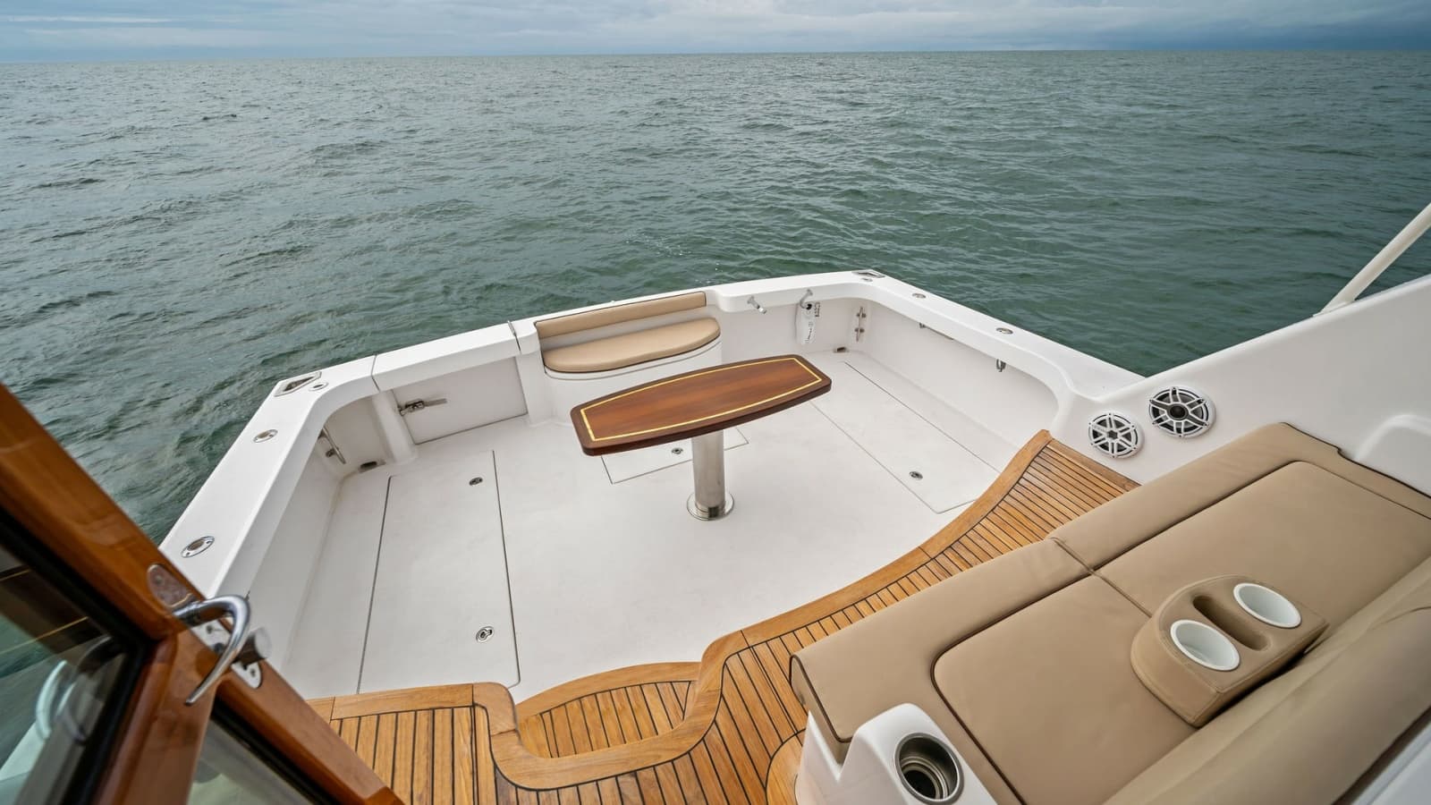 2017 Hatteras GT 45X - Photo 41
