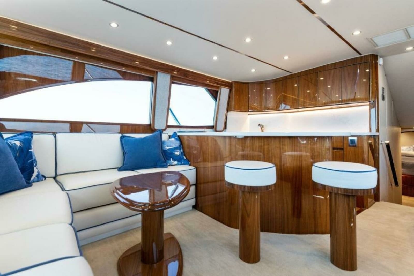 2021 Viking 54 Convertible - Photo 21
