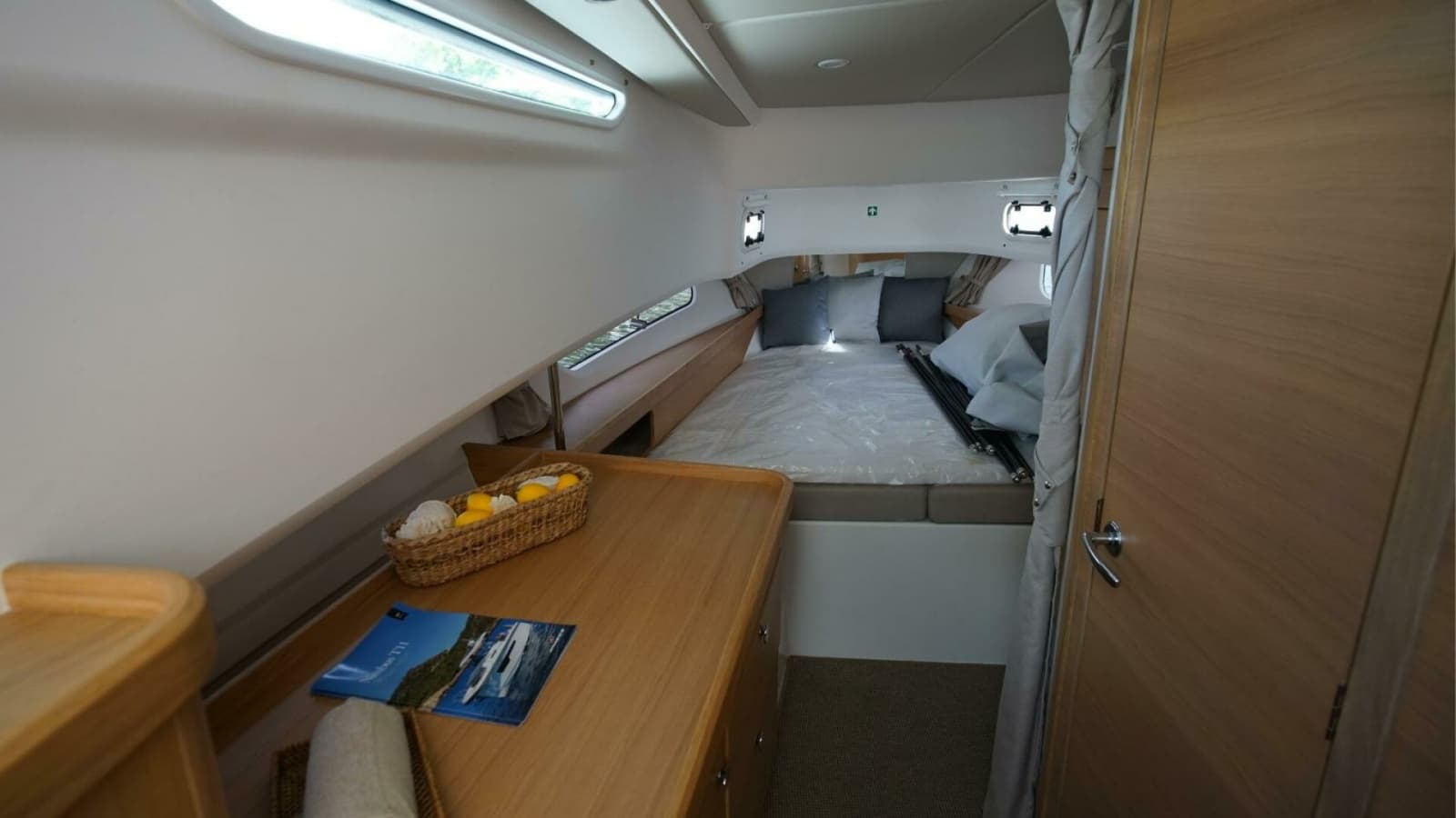 2024 Nimbus Tender 11 - Photo 13