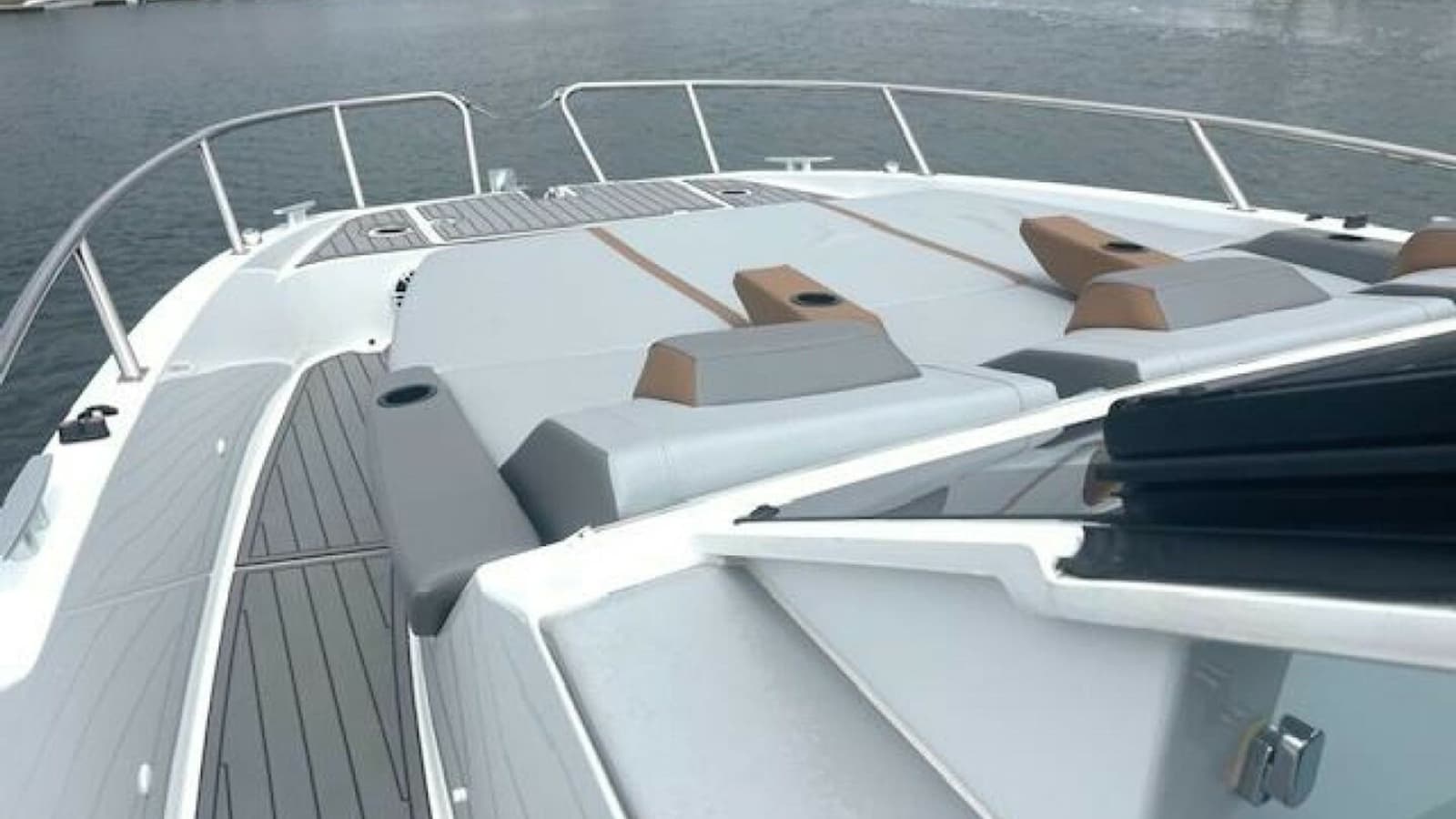 2022 Beneteau 32 Gran Turismo - Photo 17