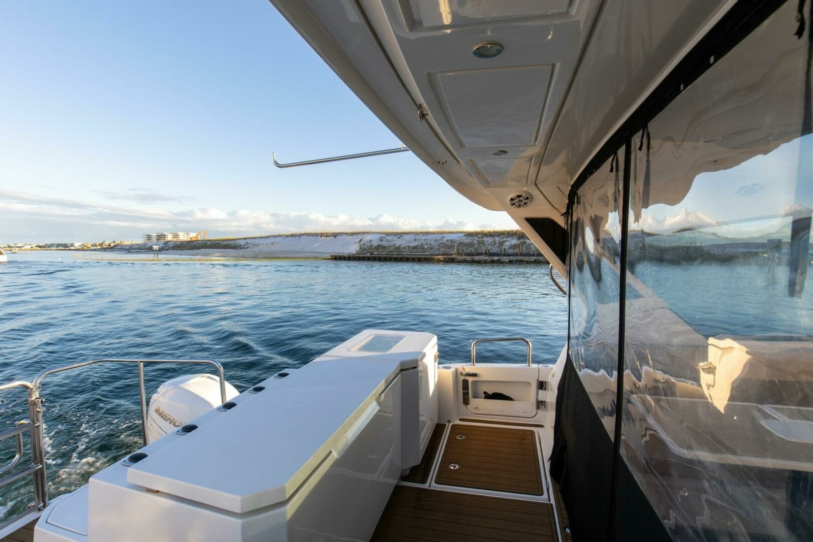 2018 Aquila 36 Power Cat - Photo 23