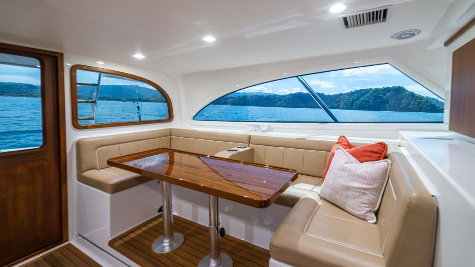 2020 Viking 46 BF - Photo 11