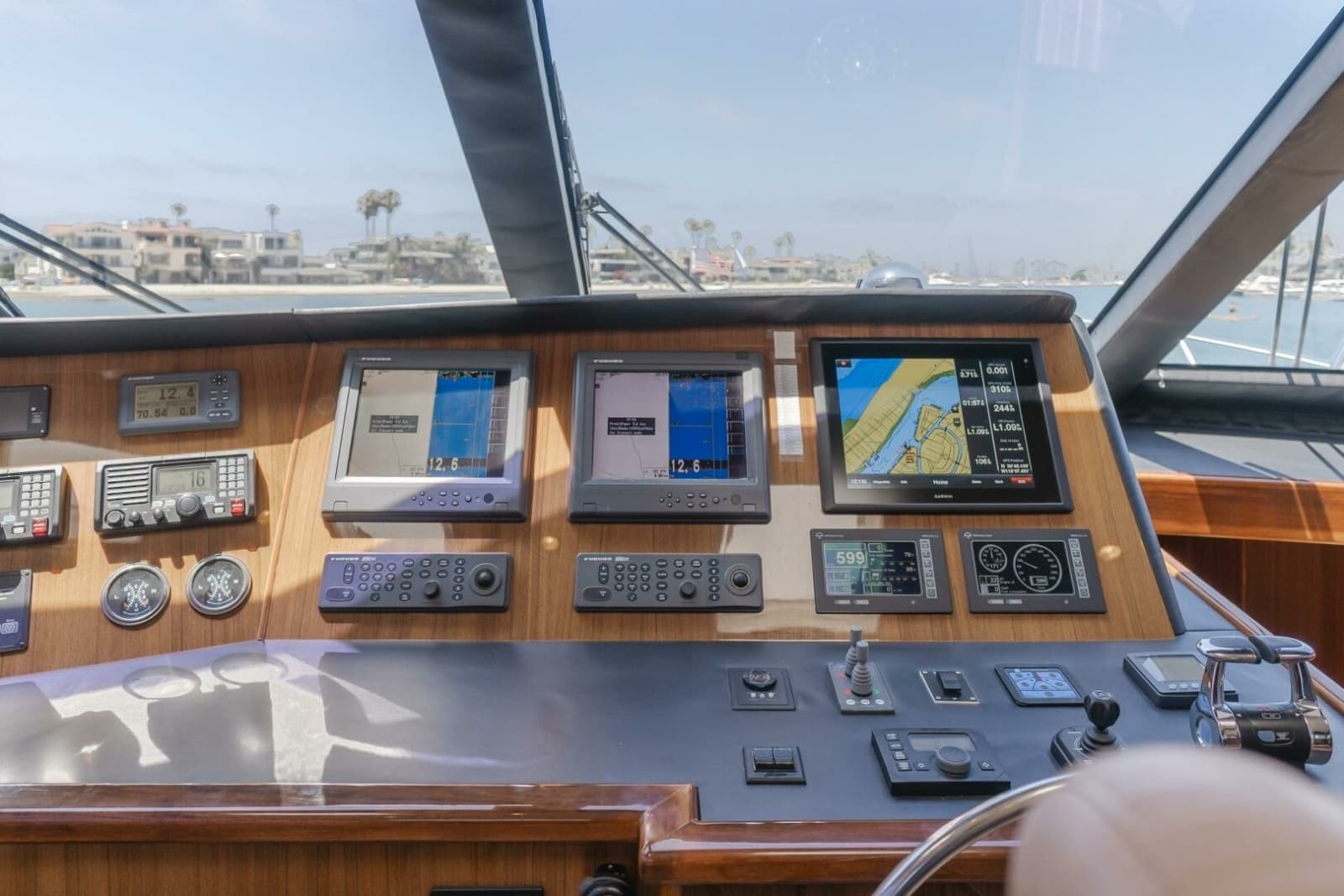 2008 Viking 52 Sport Coupe - Photo 13