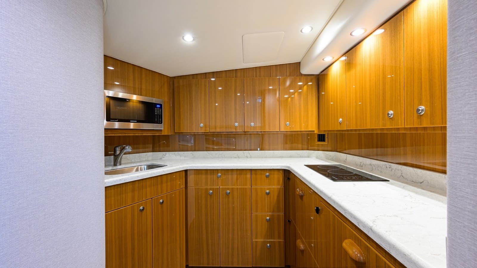 2022 Viking 44 Open - Photo 11