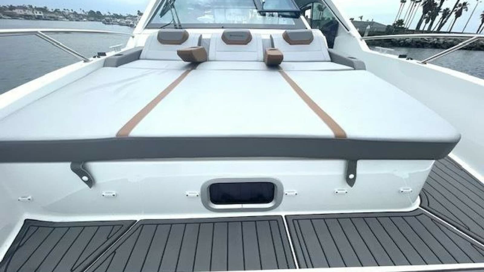 2022 Beneteau 32 Gran Turismo - Photo 4