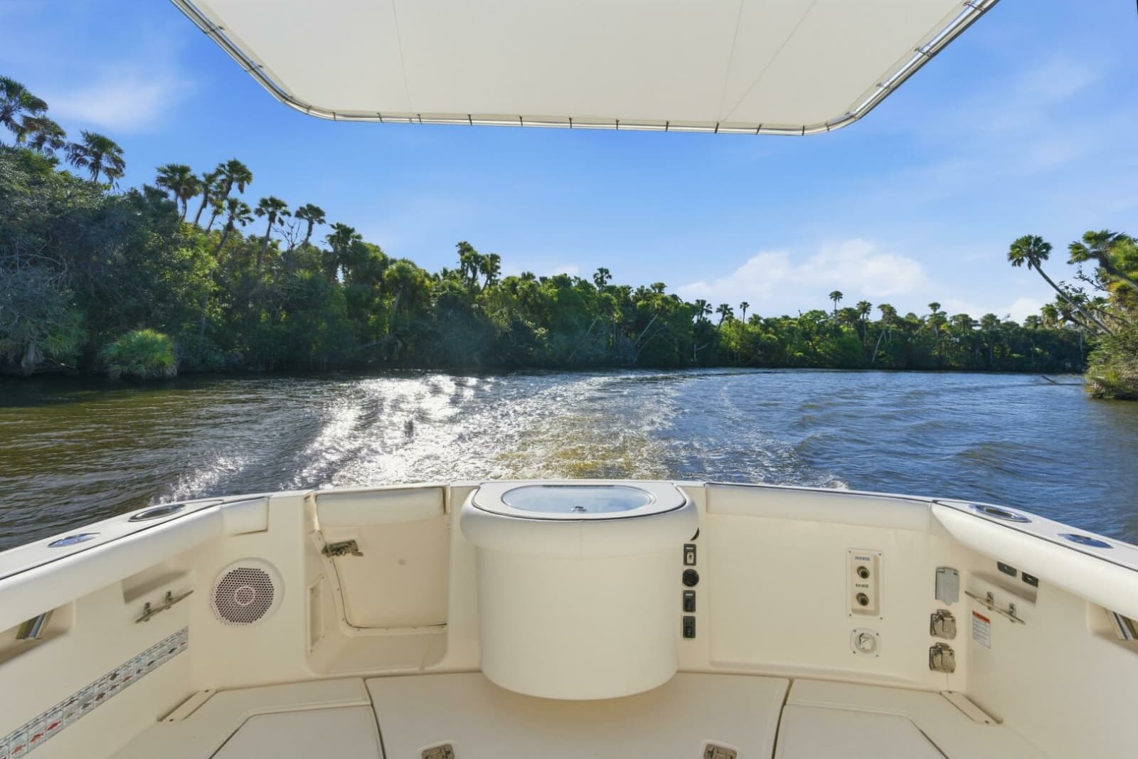 2011 Tiara Yachts 3100 Open - Photo 15