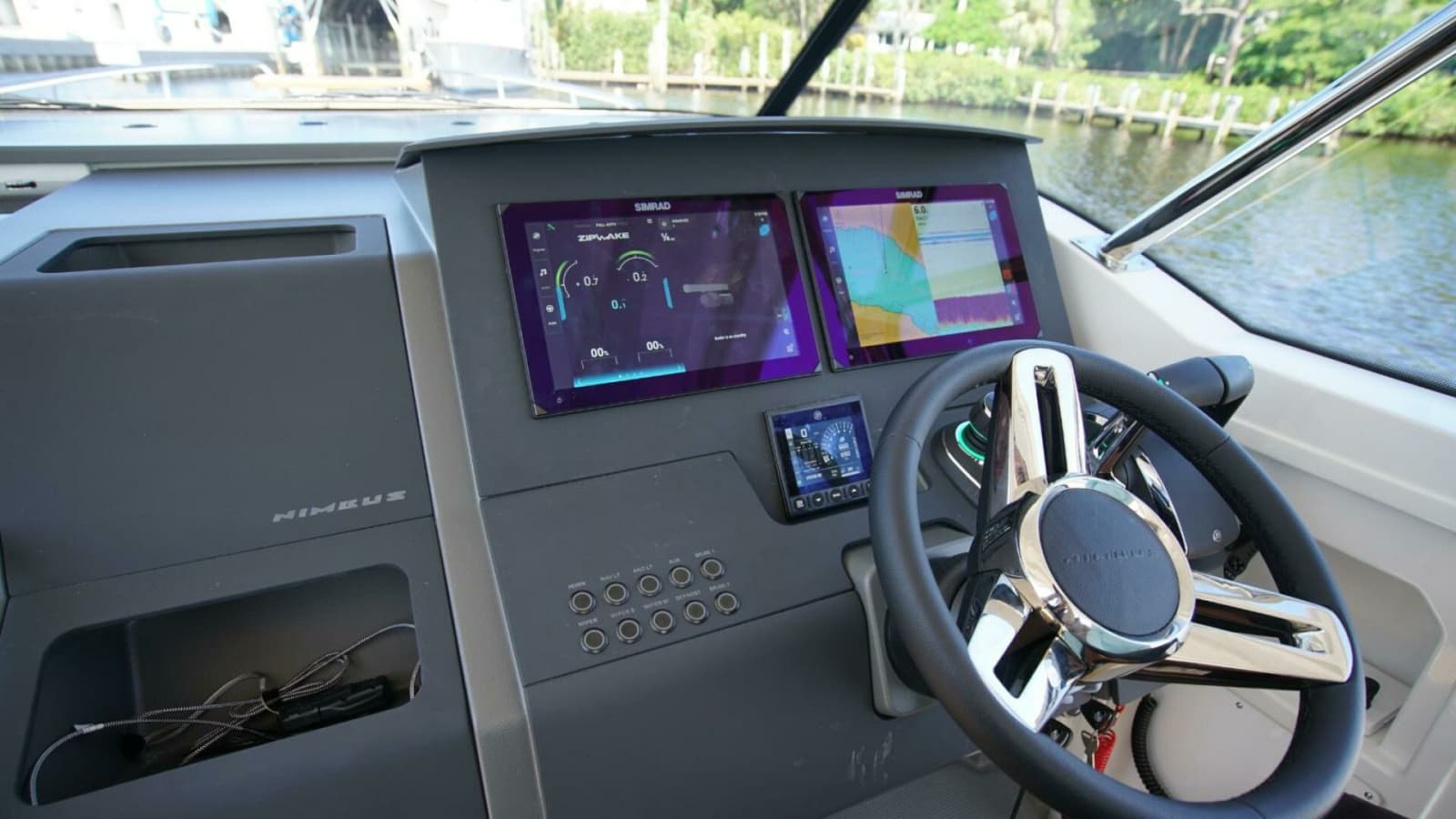 2025 Nimbus Tender 11 - Photo 9