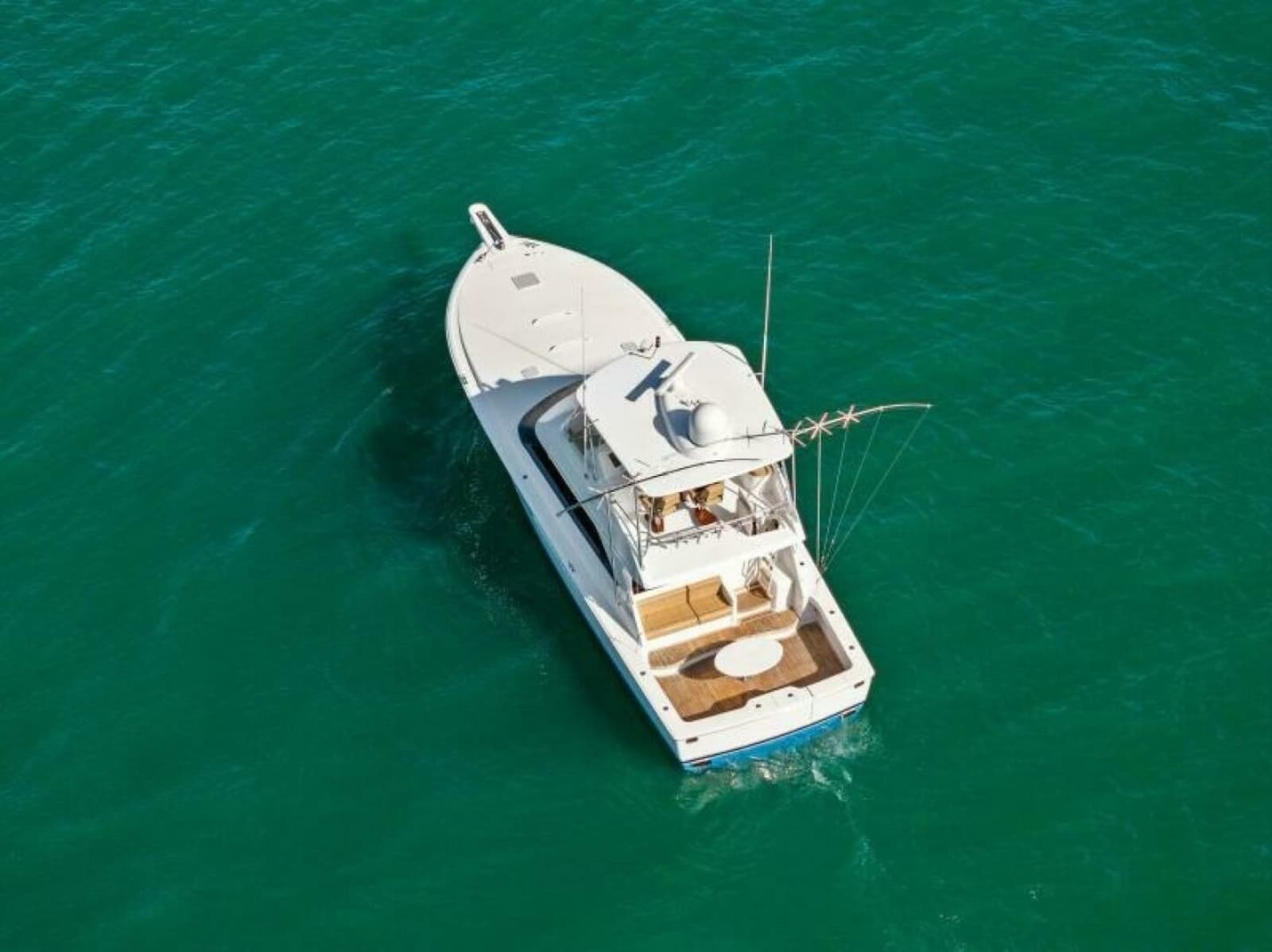 2003 Viking 48 Convertible - Photo 63