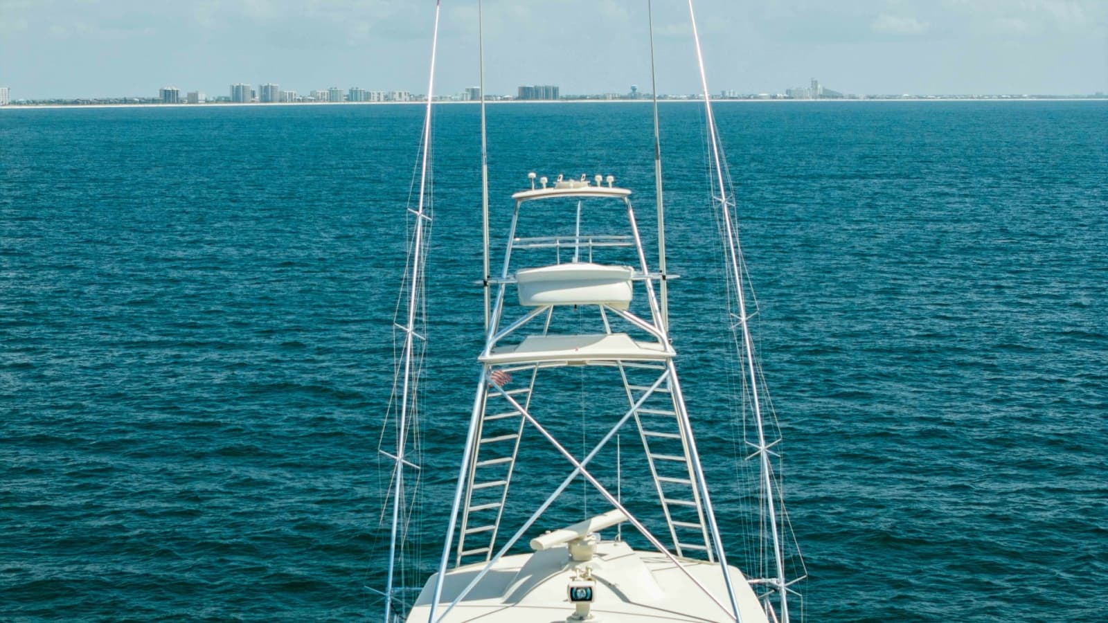 2007 Hatteras 68 Convertible - Photo 62