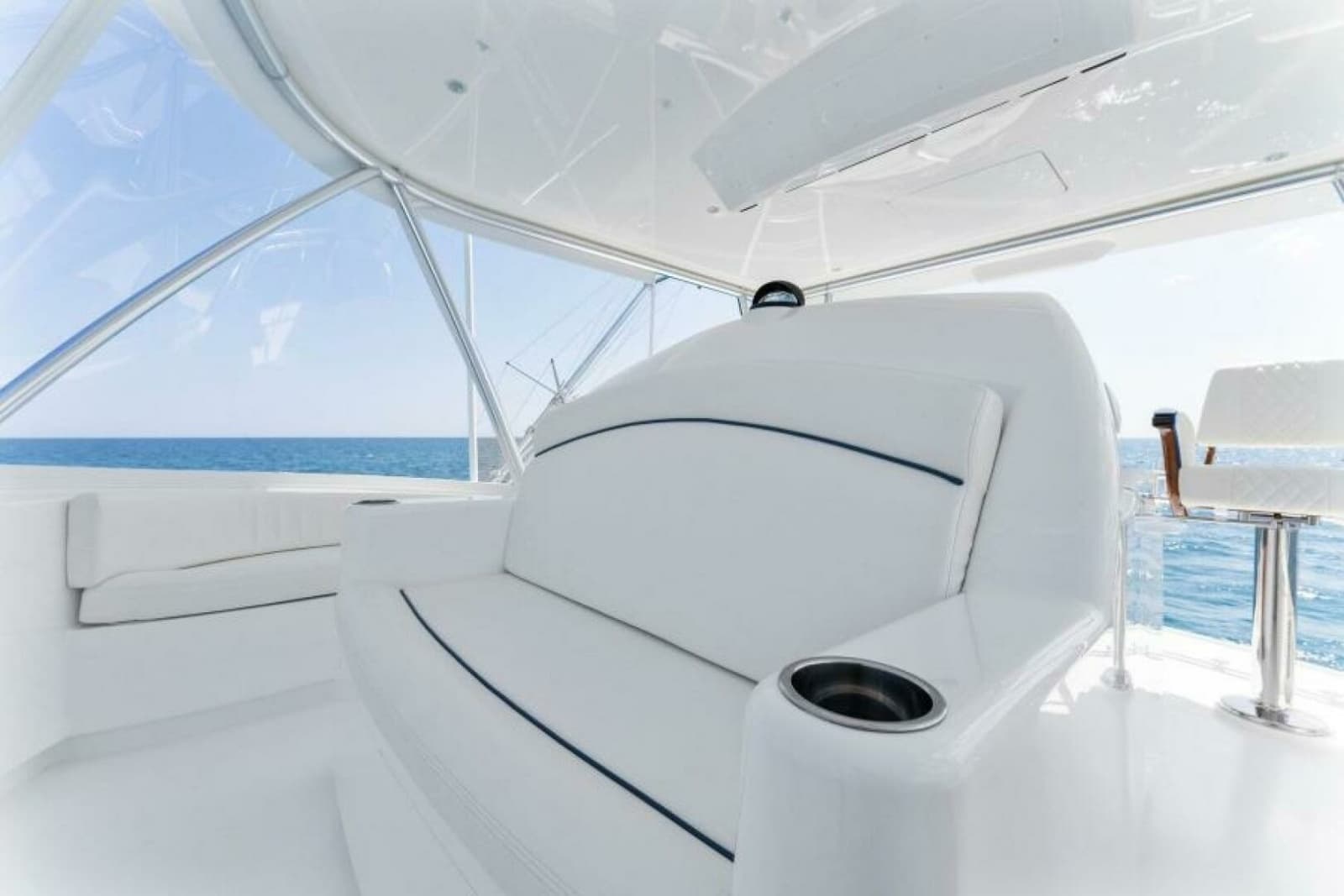 2021 Viking 54 Convertible - Photo 38