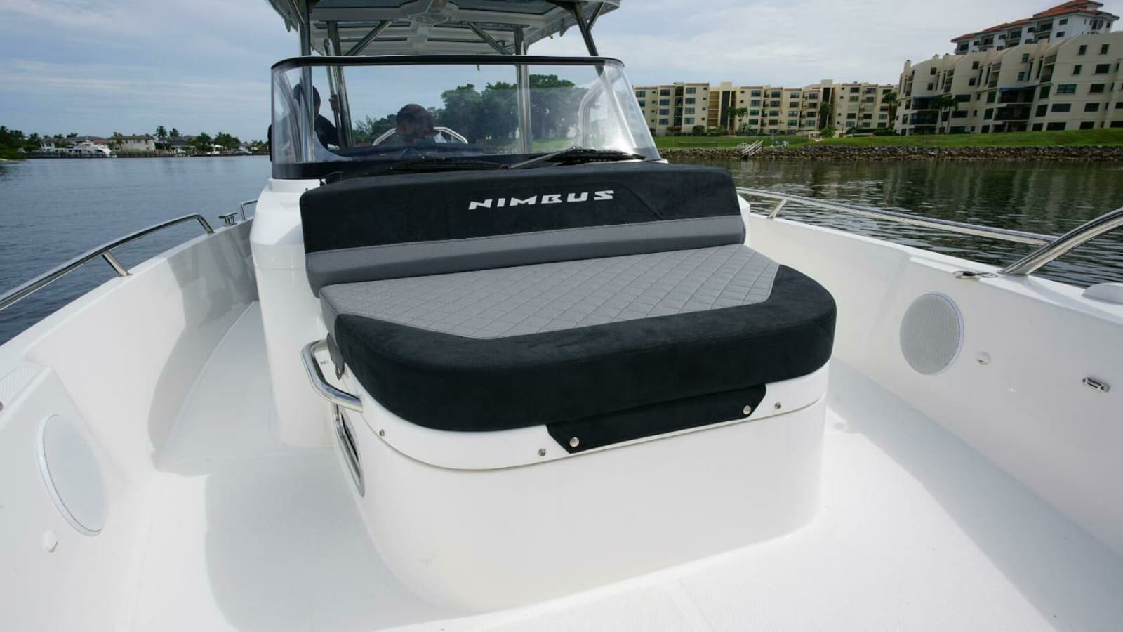 2024 Nimbus Tender 9 - Photo 9