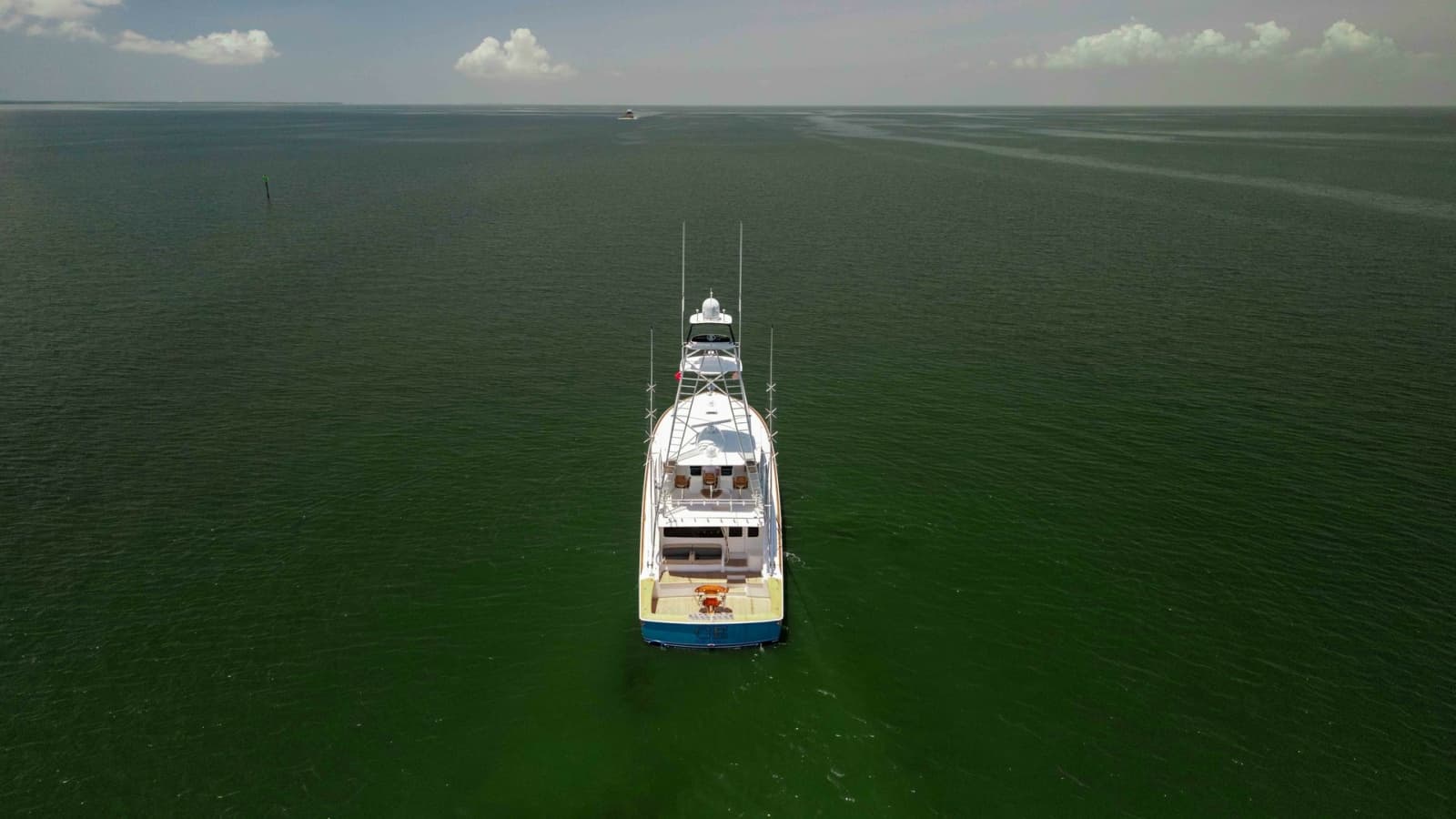 2016 Viking 80 Convertible - Photo 61