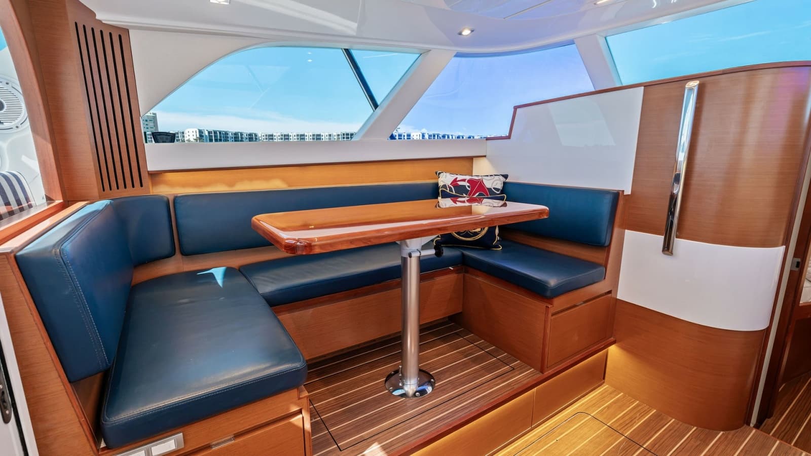 2019 Bertram 35 Flybridge - Photo 16