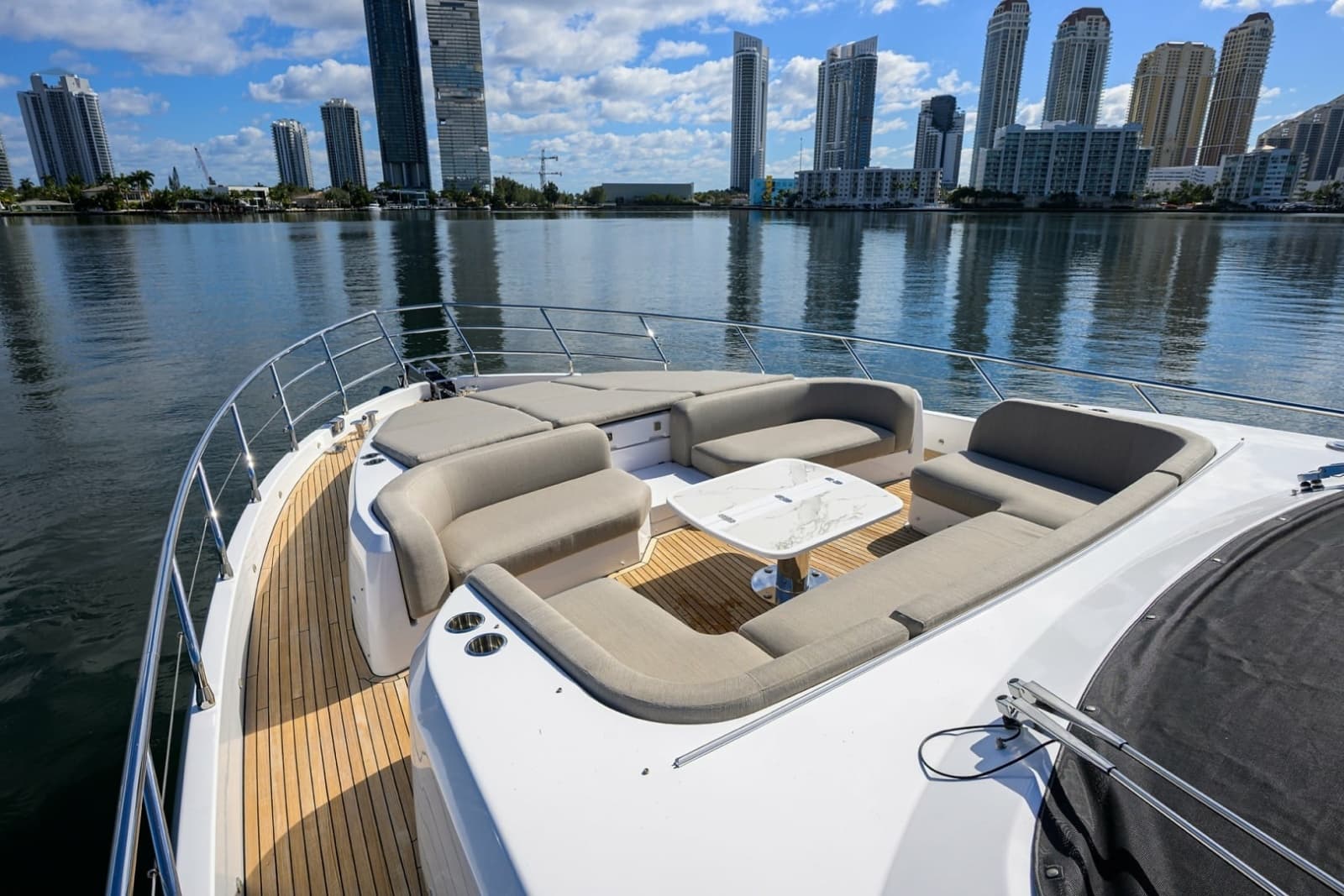 2024 Azimut Fly 78 - Photo 16