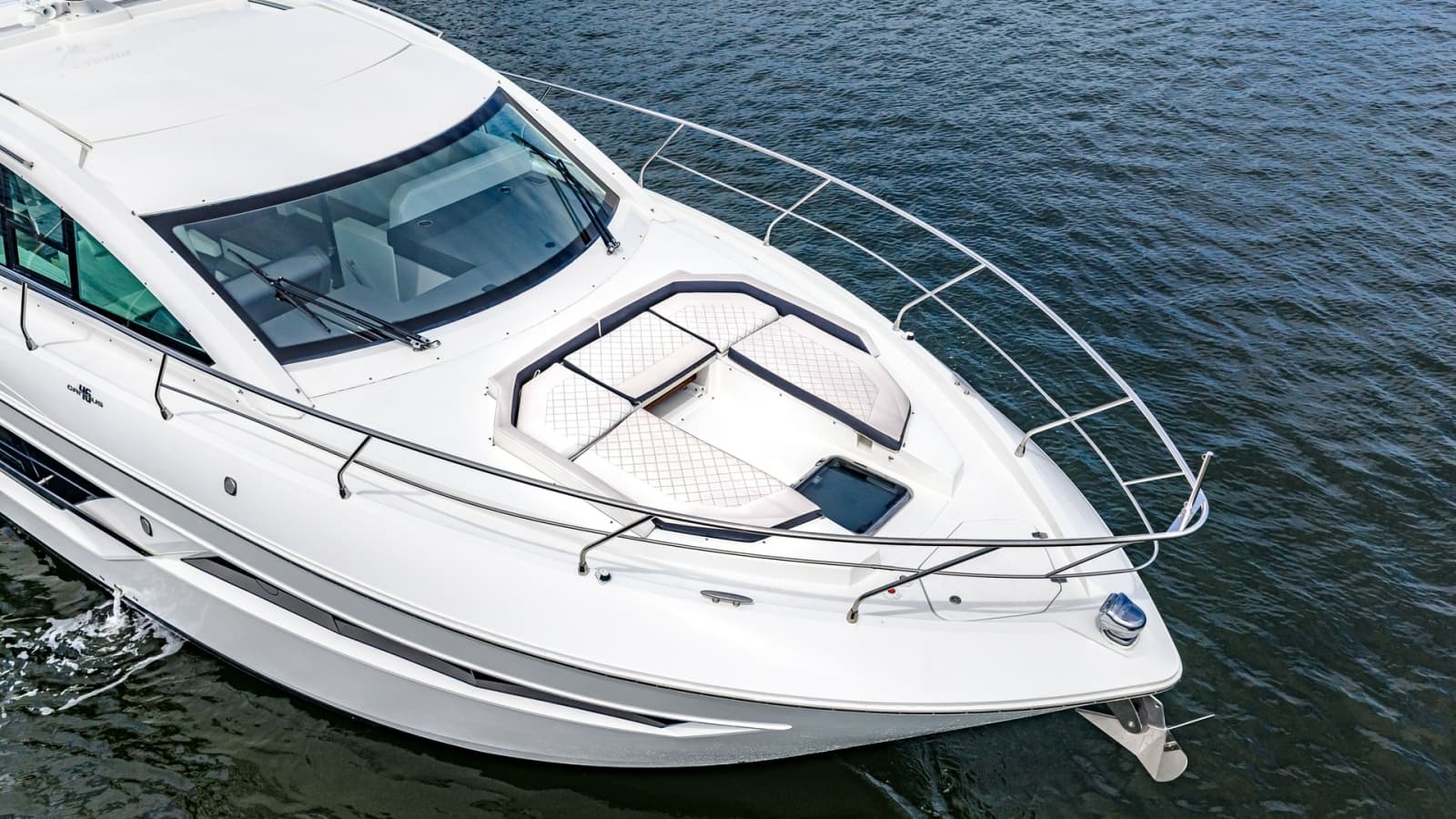 2019 Cruisers Yachts Cantius 46 - Photo 52