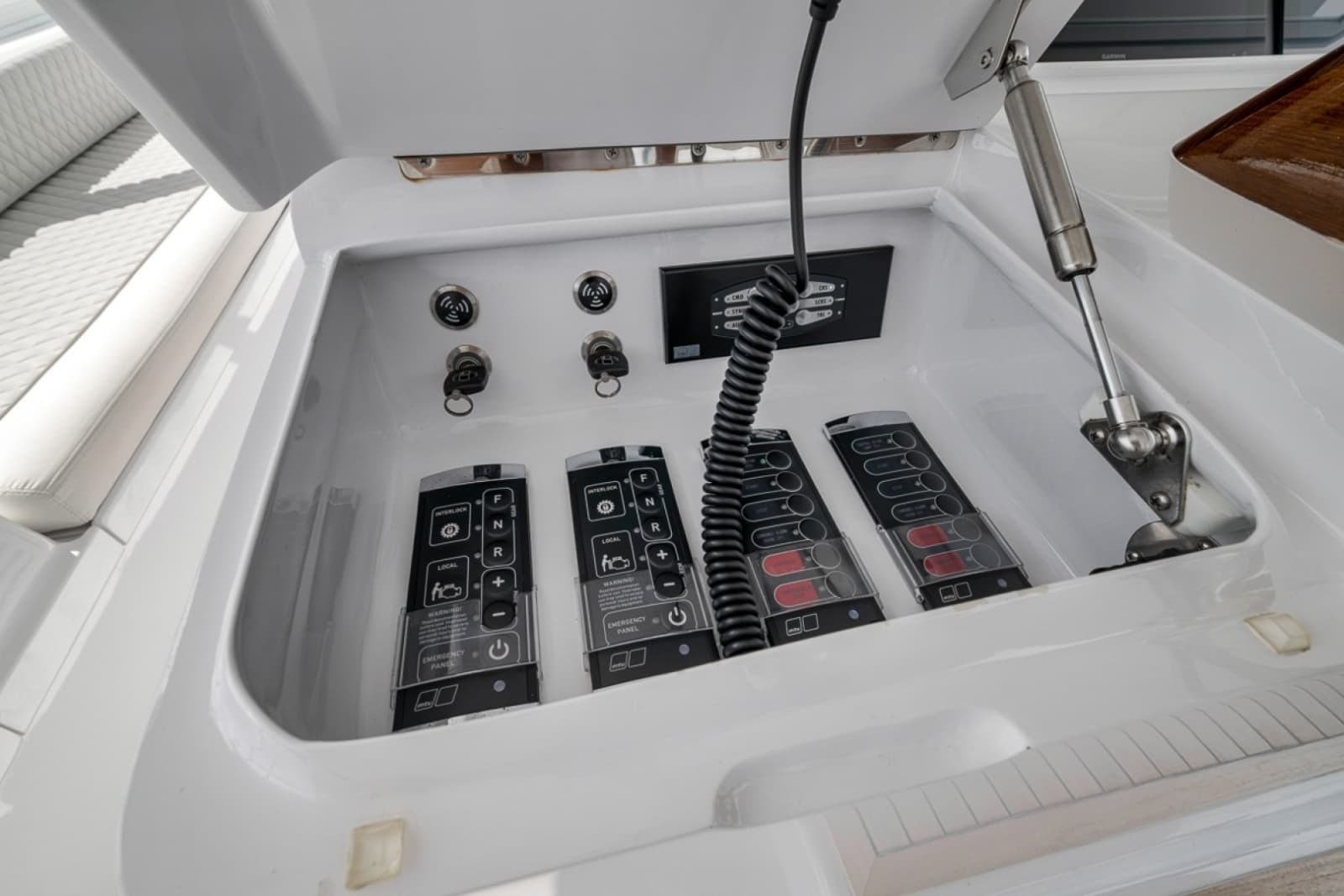 2021 Weaver 75 Convertible - Photo 54