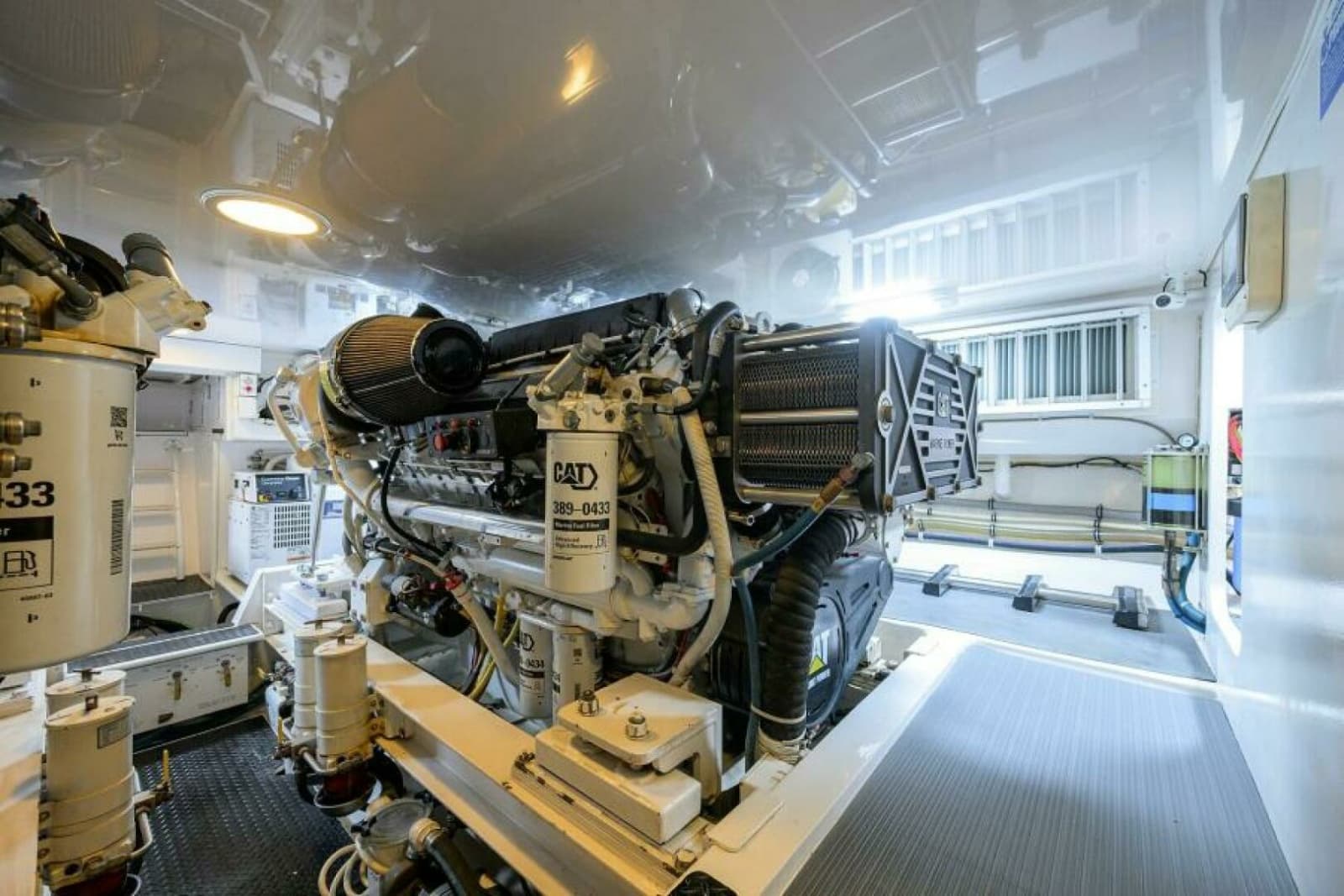 2008 Viking 60 Convertible - Photo 56