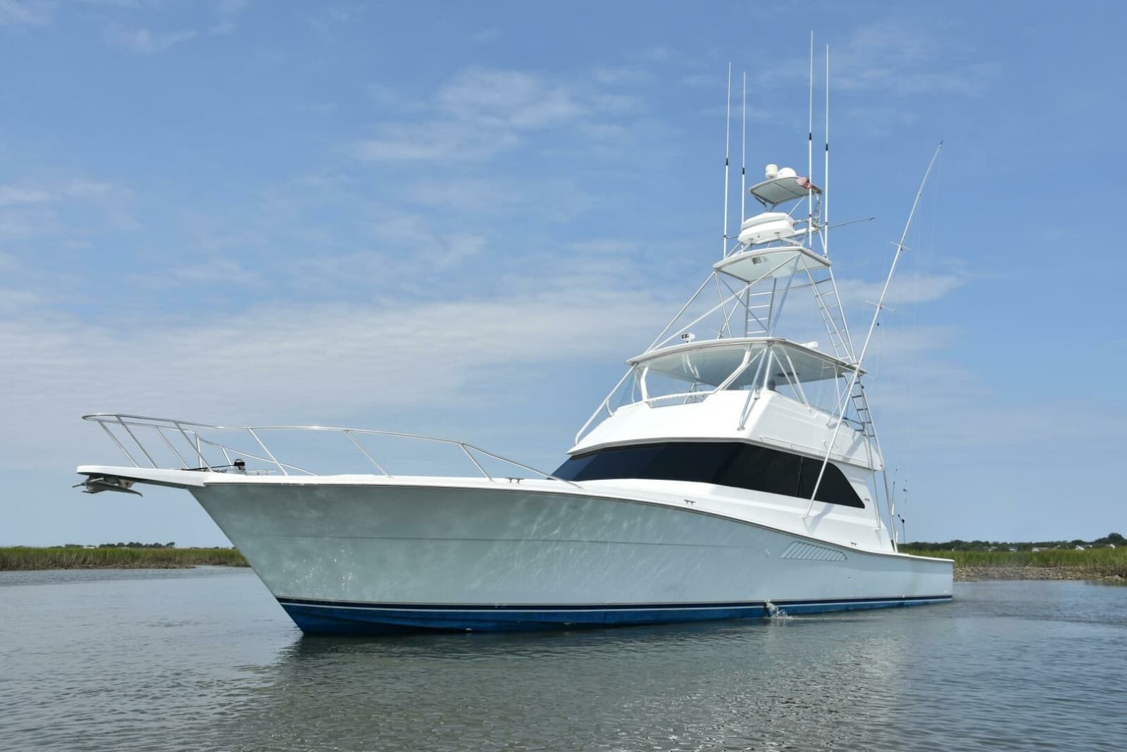 1999 Viking 58 Convertible - Photo 3