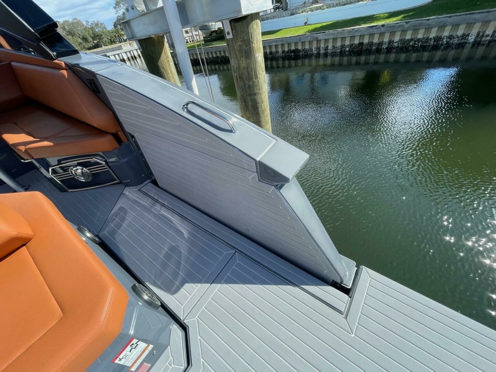 2023 Cruisers Yachts 38 GLS - Photo 34
