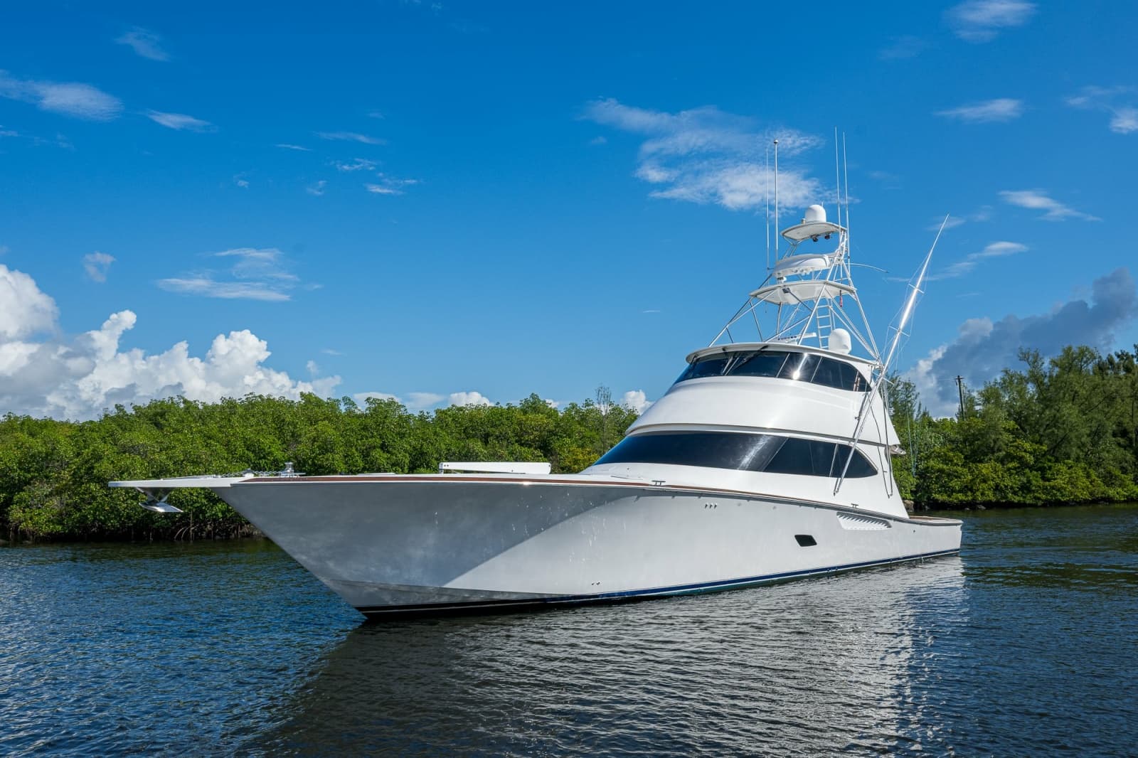2011 Viking 76 Enclosed Bridge - Photo 130