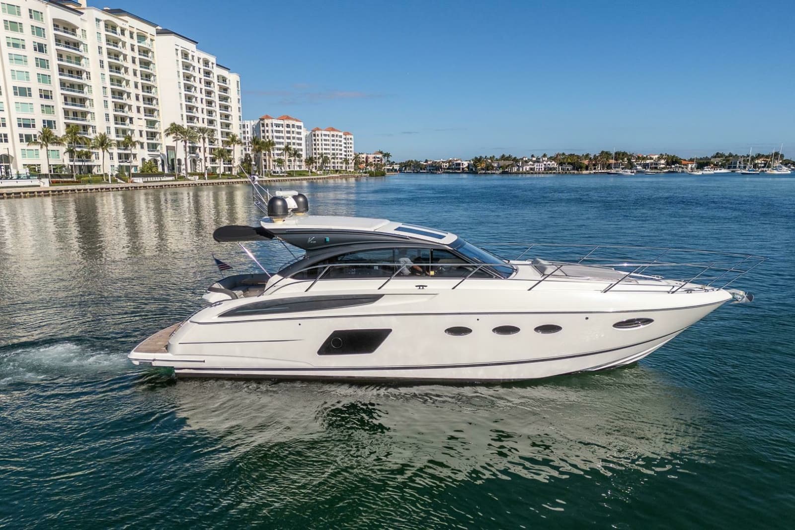 2016 Princess V48 - Photo 8