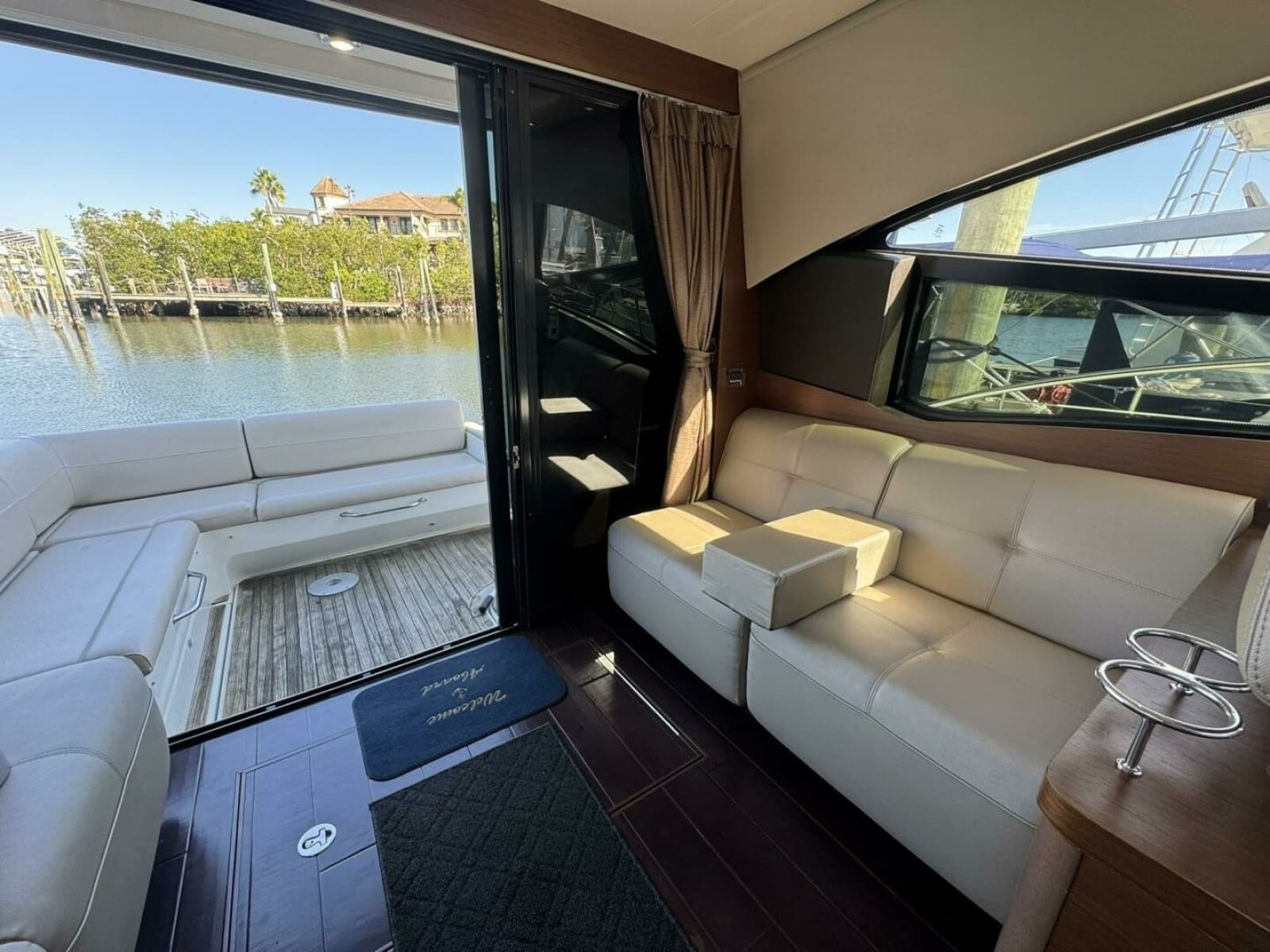 2016 Sea Ray 470 Sundancer - Photo 27