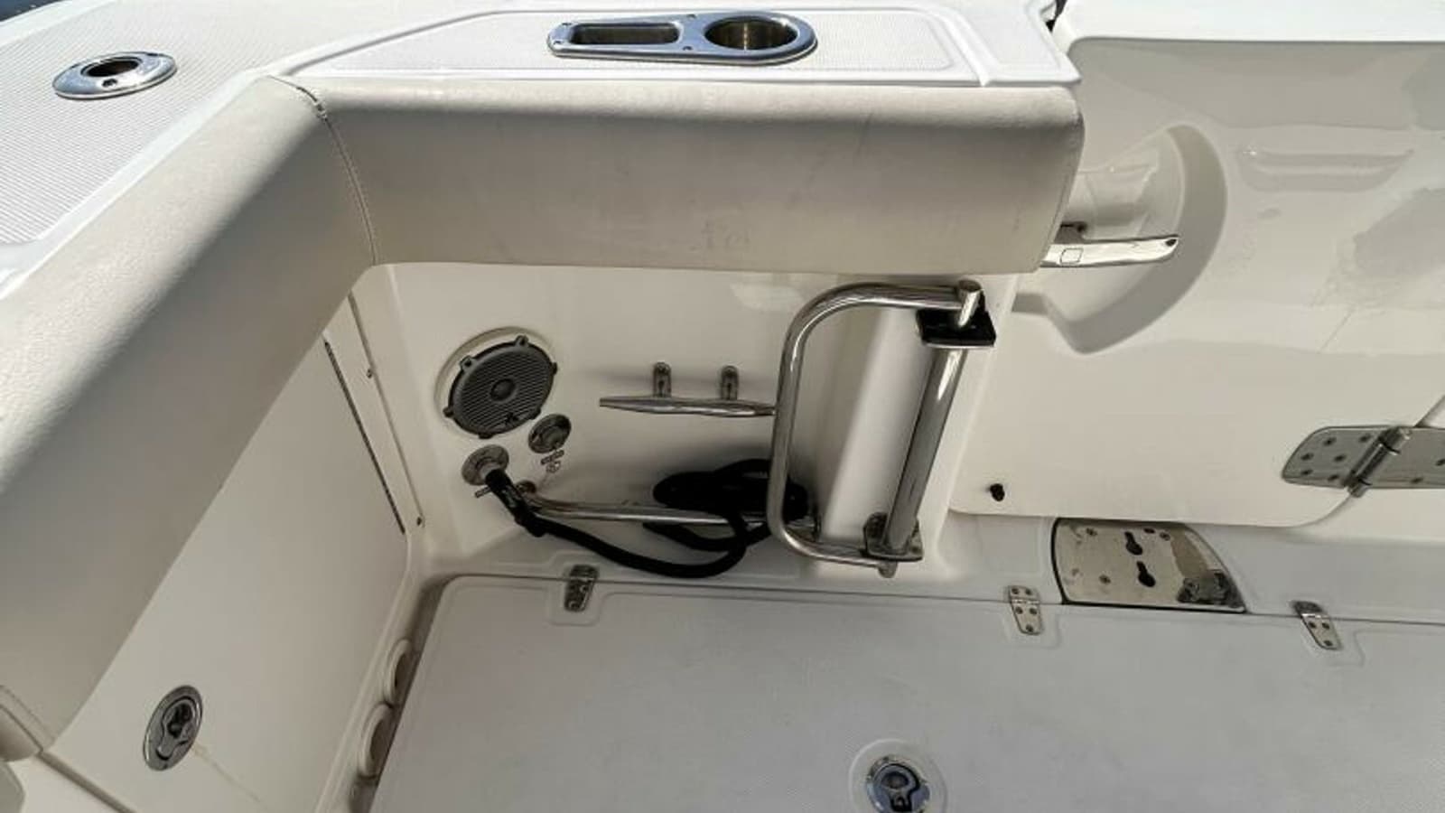 2017 Boston Whaler 330 Outrage - Photo 24