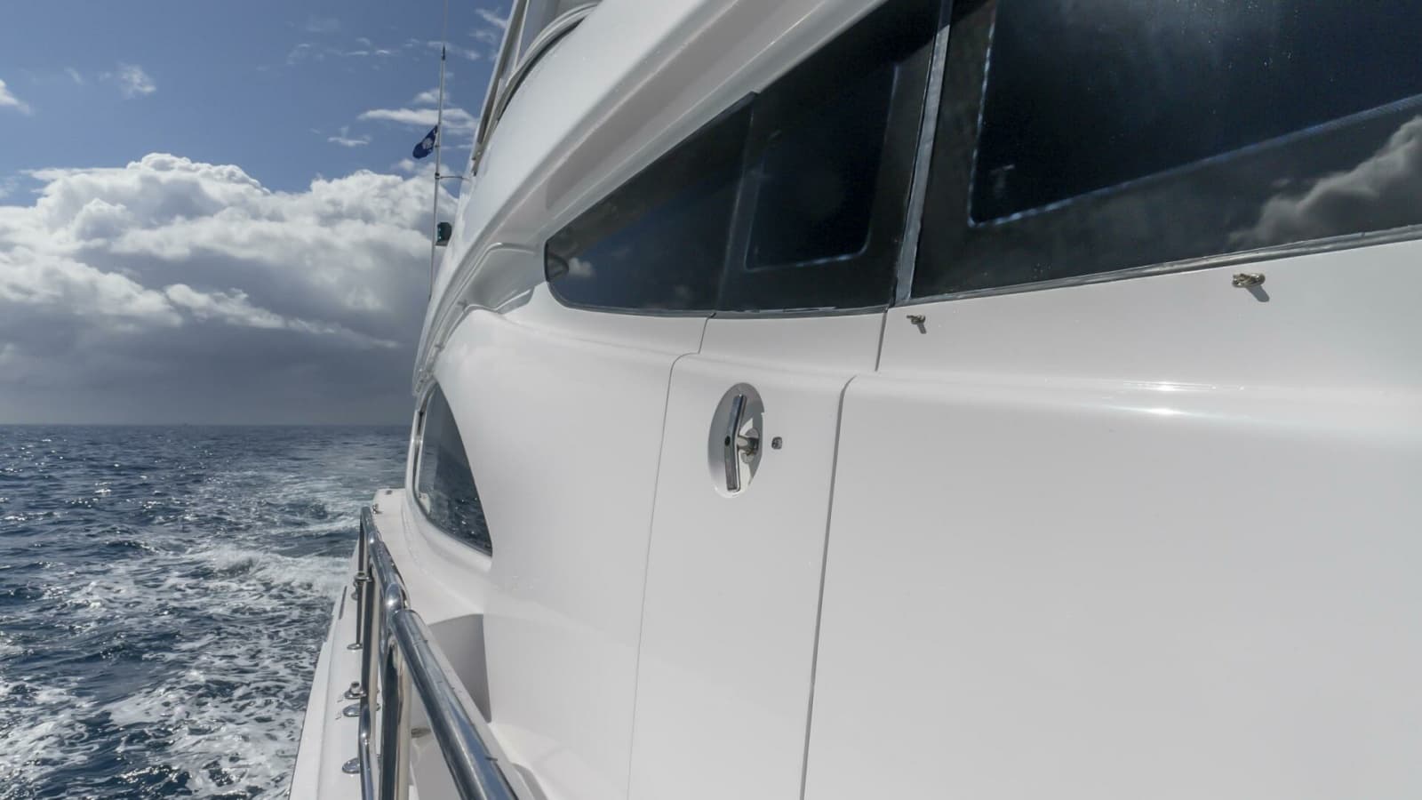 2007 Hatteras 80 - Photo 21